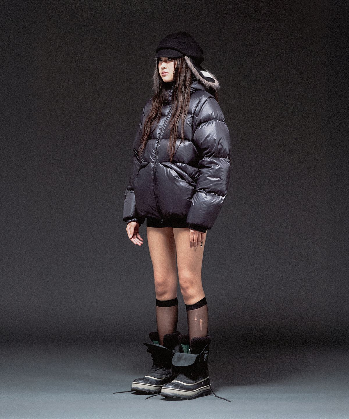 더바이닐하우스(THEVINYLHOUSE) REVERSIBLE PADDED JACKET BLACK