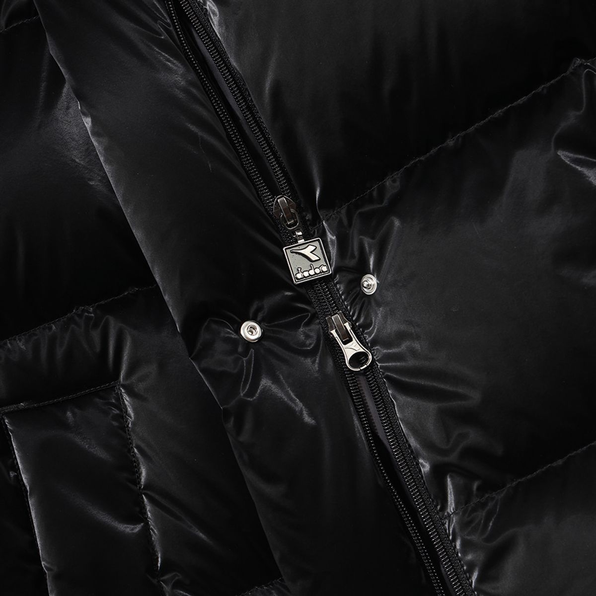 디아도라(diadora) 베라피우마 브라이트 덕다운 자켓 우먼 BLACK