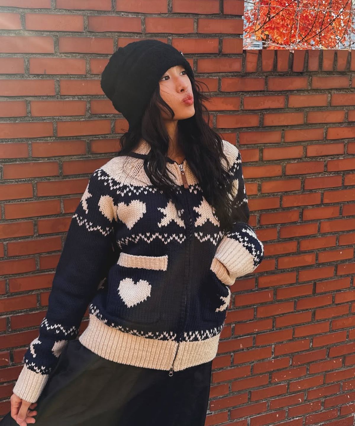오아이오아이 컬렉션(OIOI COLLECTION) 러브스타 코위찬 니트 가디건 [NAVY]