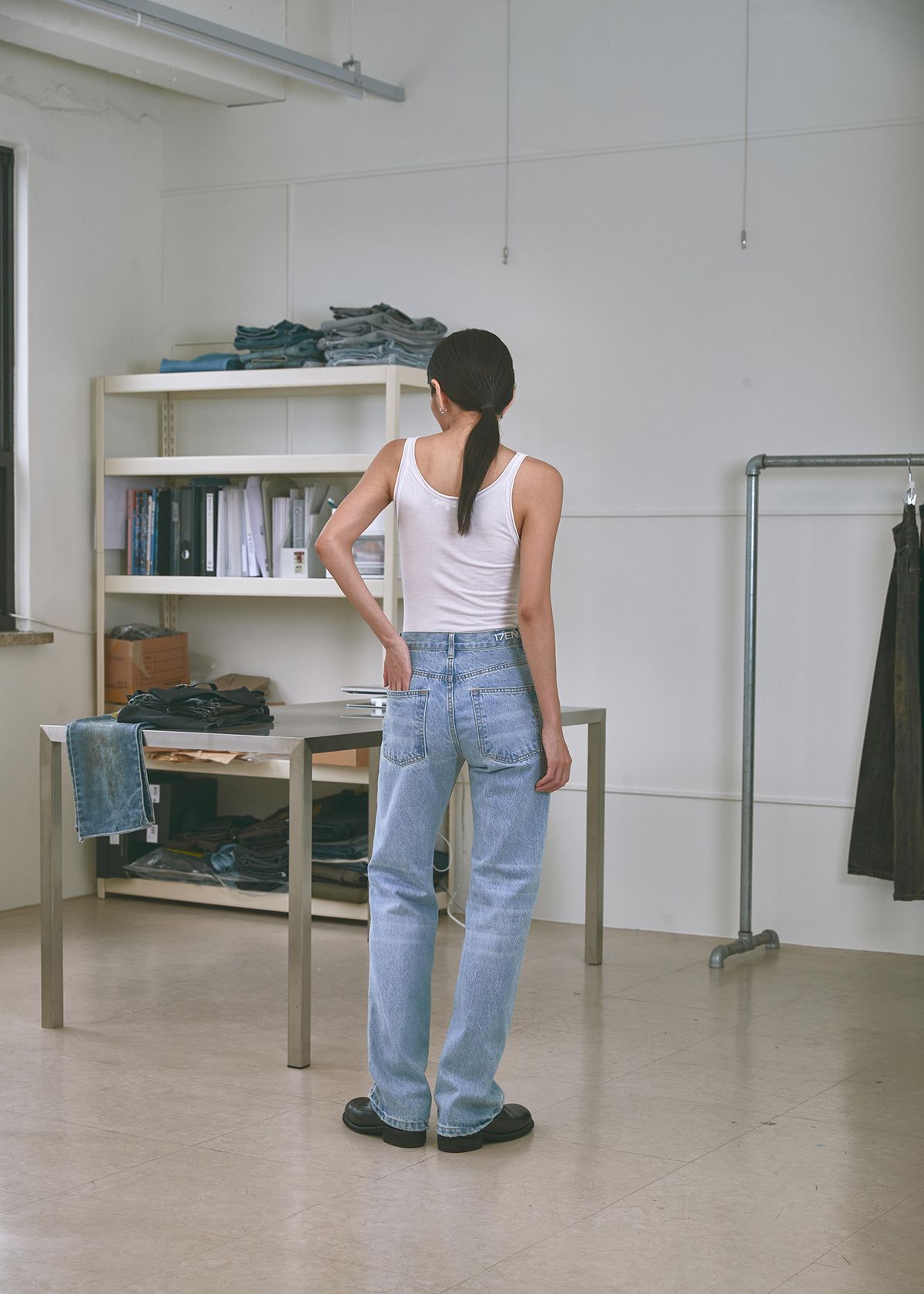 세븐틴엔드(17END) F 003 BASIC DENIM JEANS