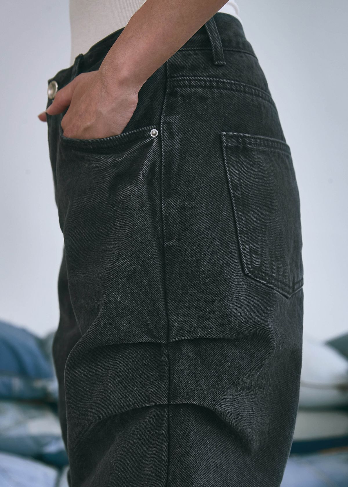 세븐틴엔드(17END) F 008 SIX TUCKS JEANS