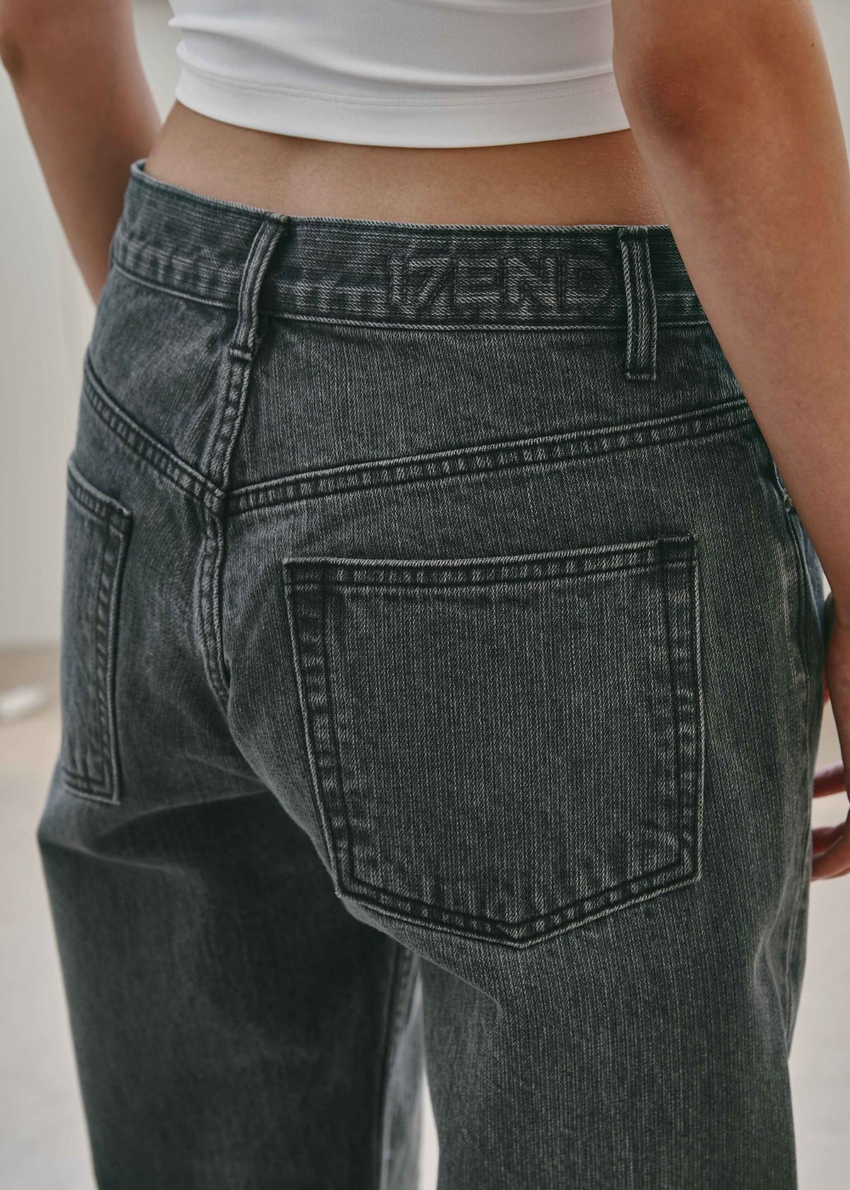 세븐틴엔드(17END) F 010 STRIPED DENIM JEANS