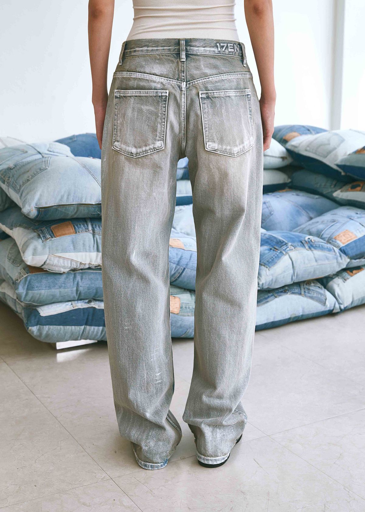 세븐틴엔드(17END) F 012 DW JEANS
