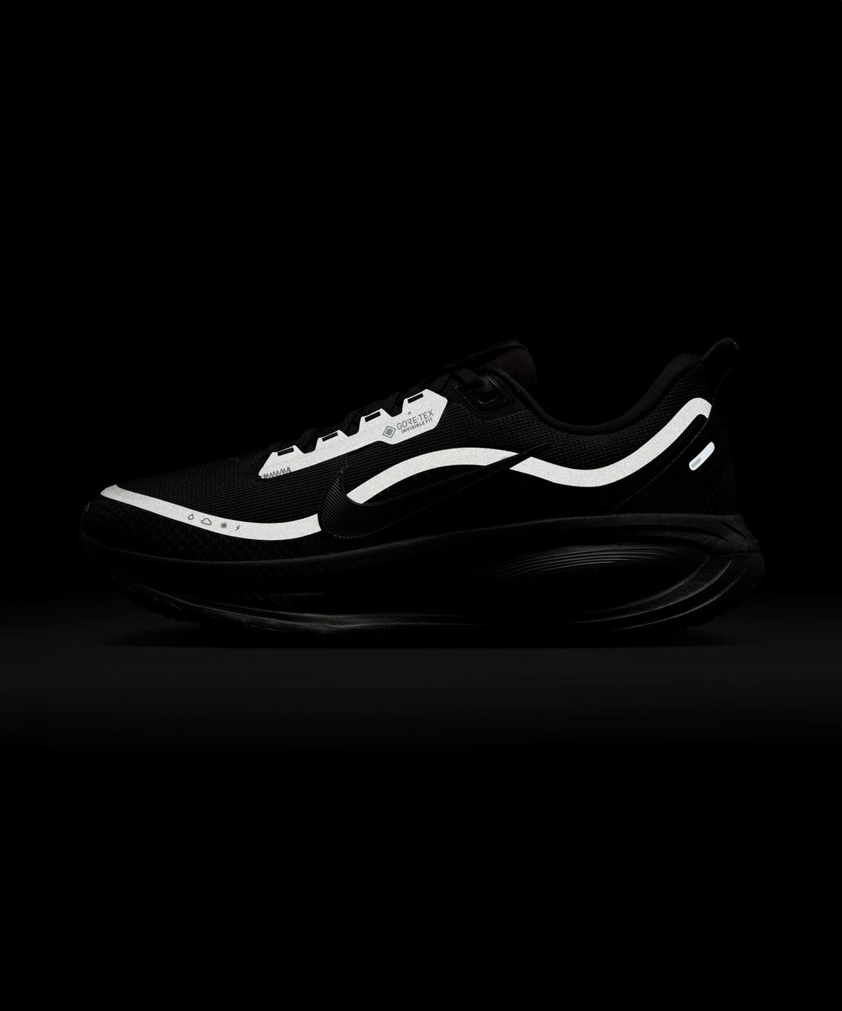 나이키(NIKE) 보메로 18 GORE-TEX W - 블랙:앤트러사이트 / HQ7002-001