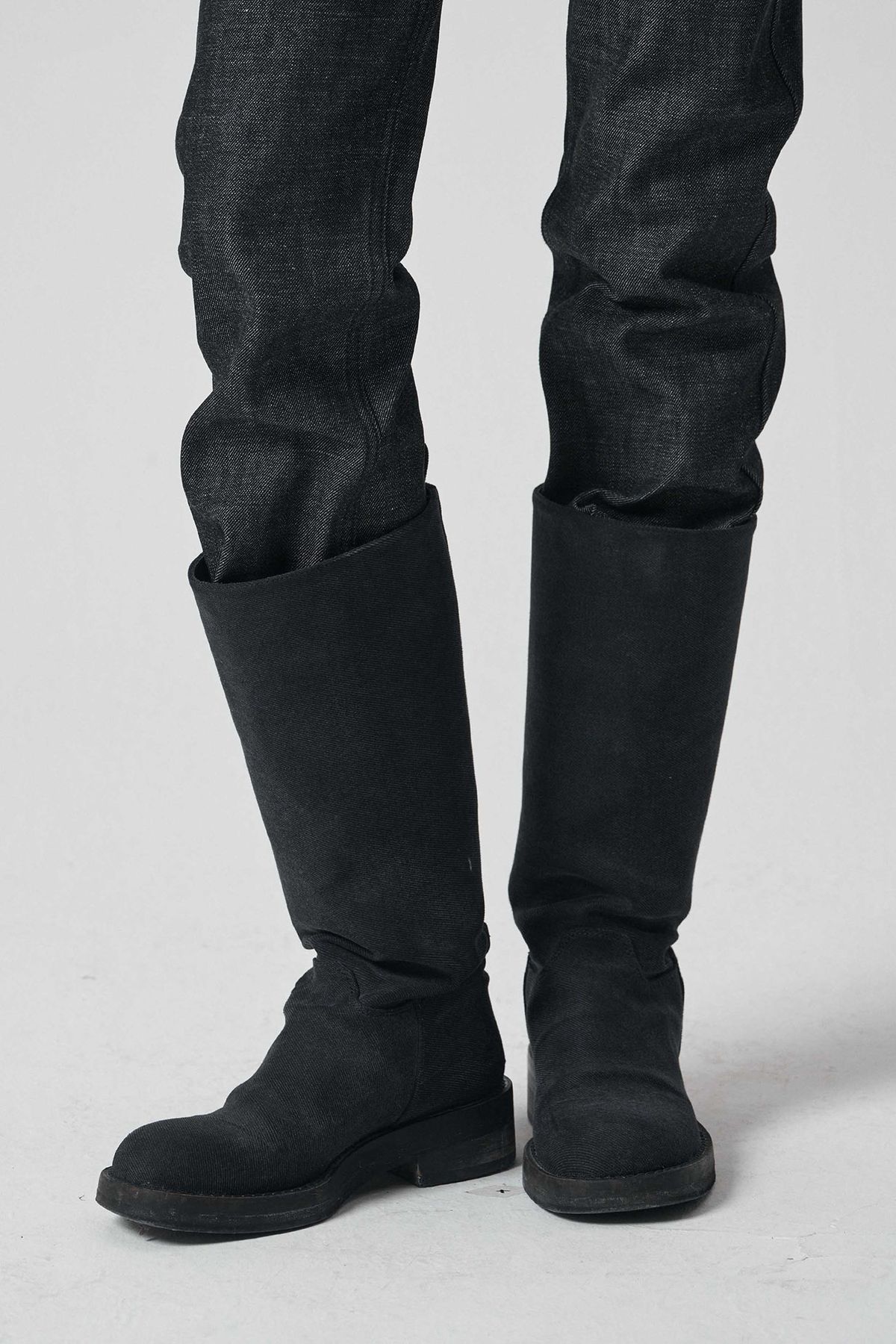 세븐틴엔드(17END) F 001 NON FADE JEANS BK