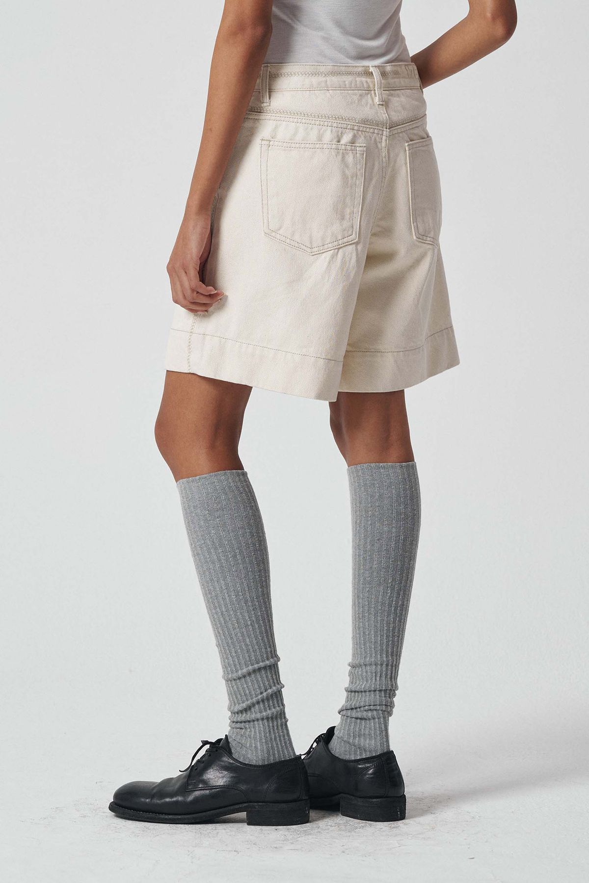 세븐틴엔드(17END) F 015 JACQUARD SHORTS IV
