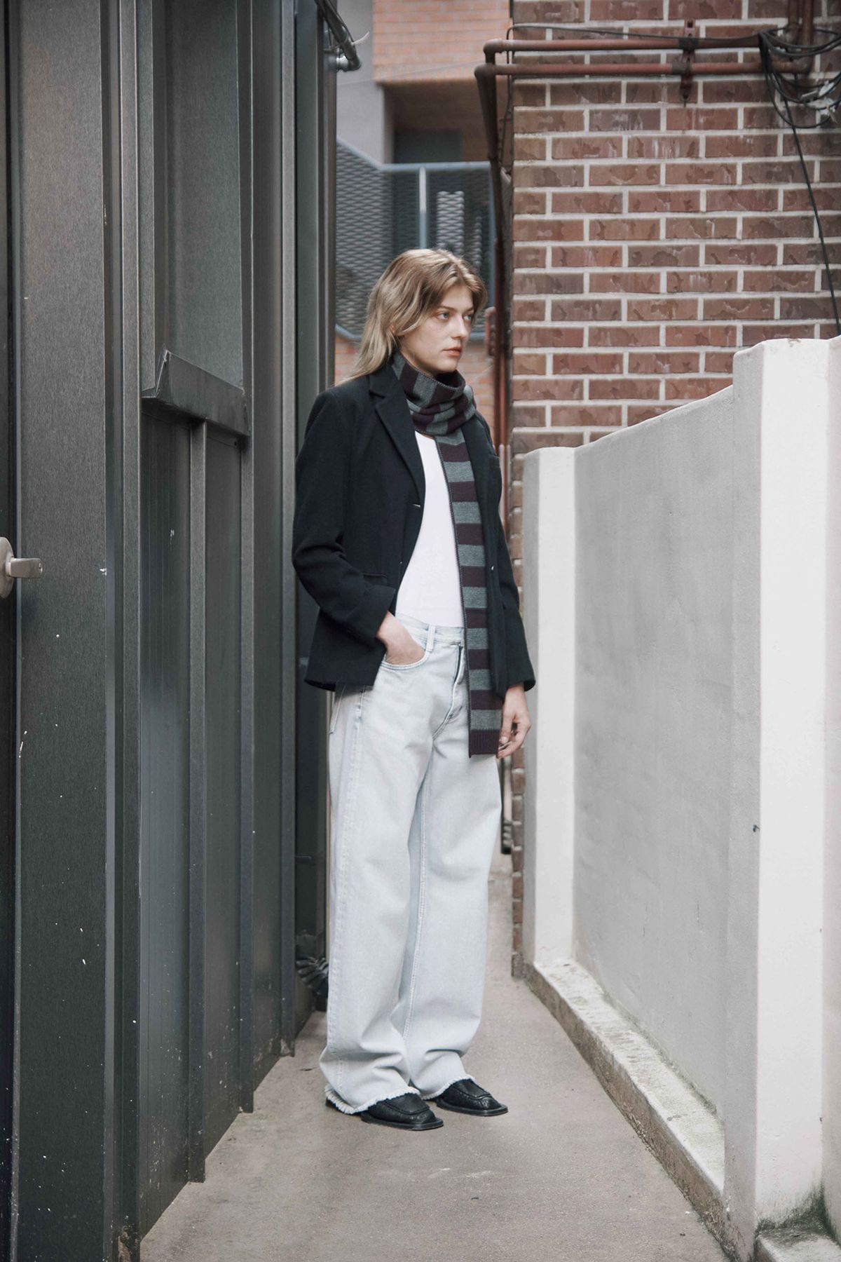 세븐틴엔드(17END) F 0092 WP STRIPED DENIM JEANS