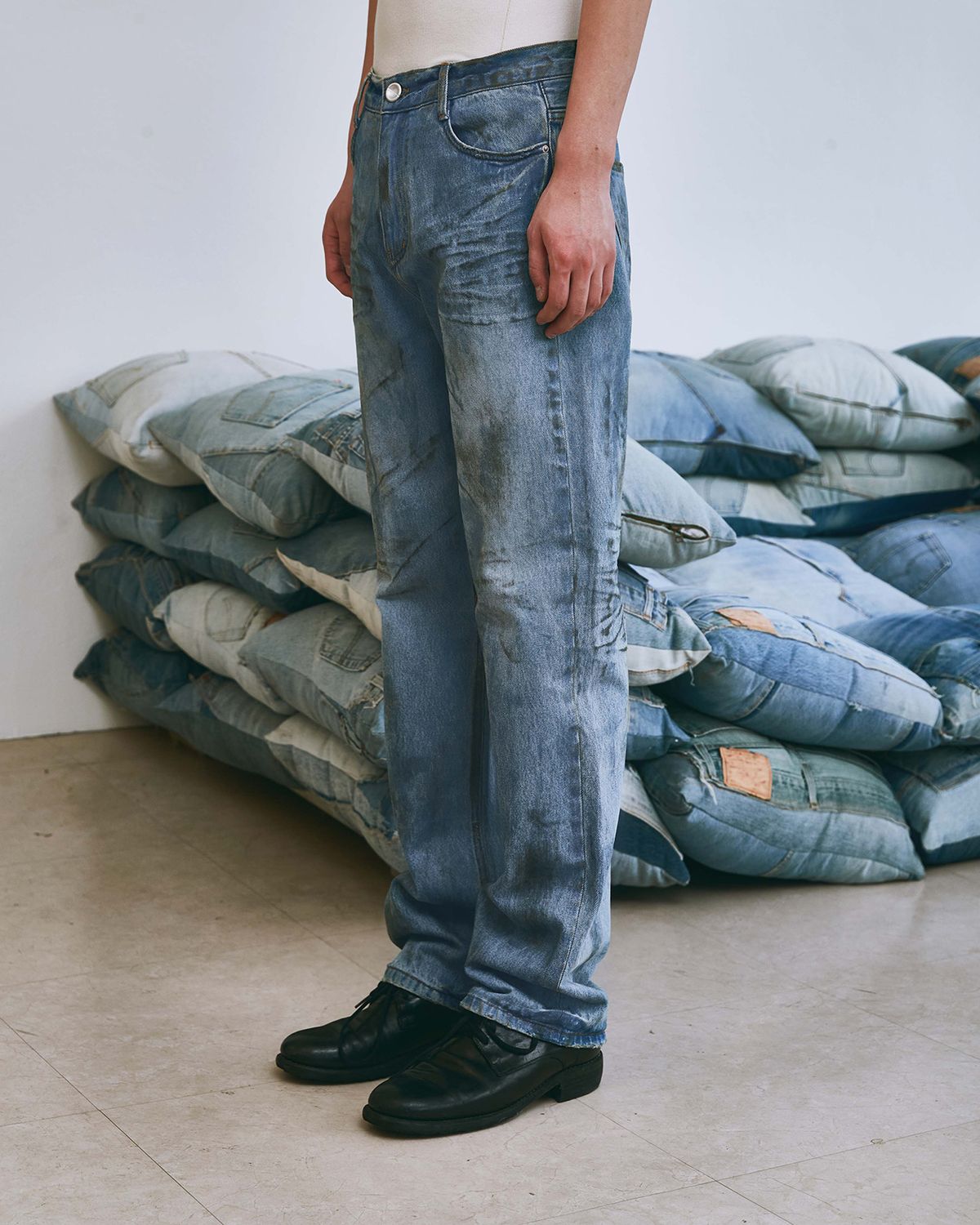 세븐틴엔드(17END) M 0032 POLLUTED JEANS