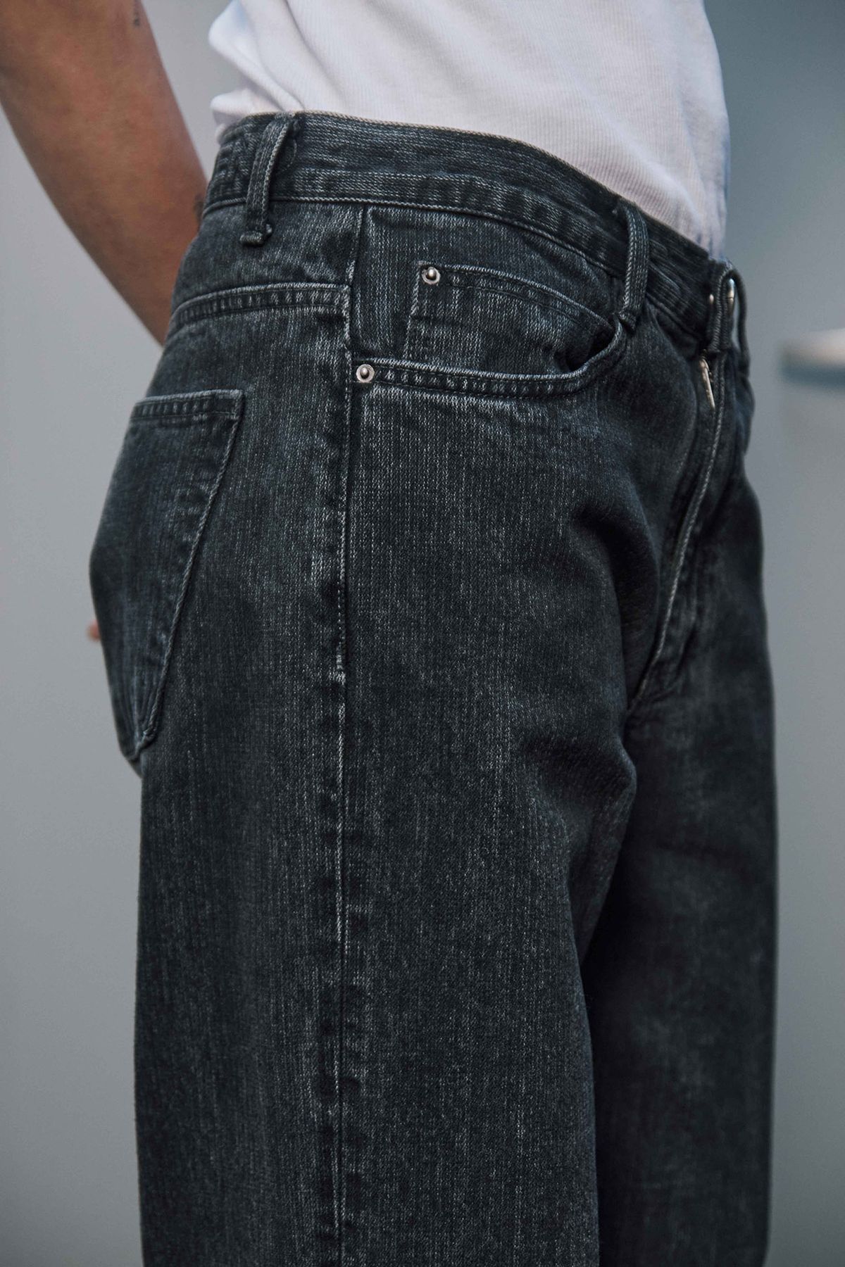 세븐틴엔드(17END) F 0102 BP STRIPED DENIM JEANS