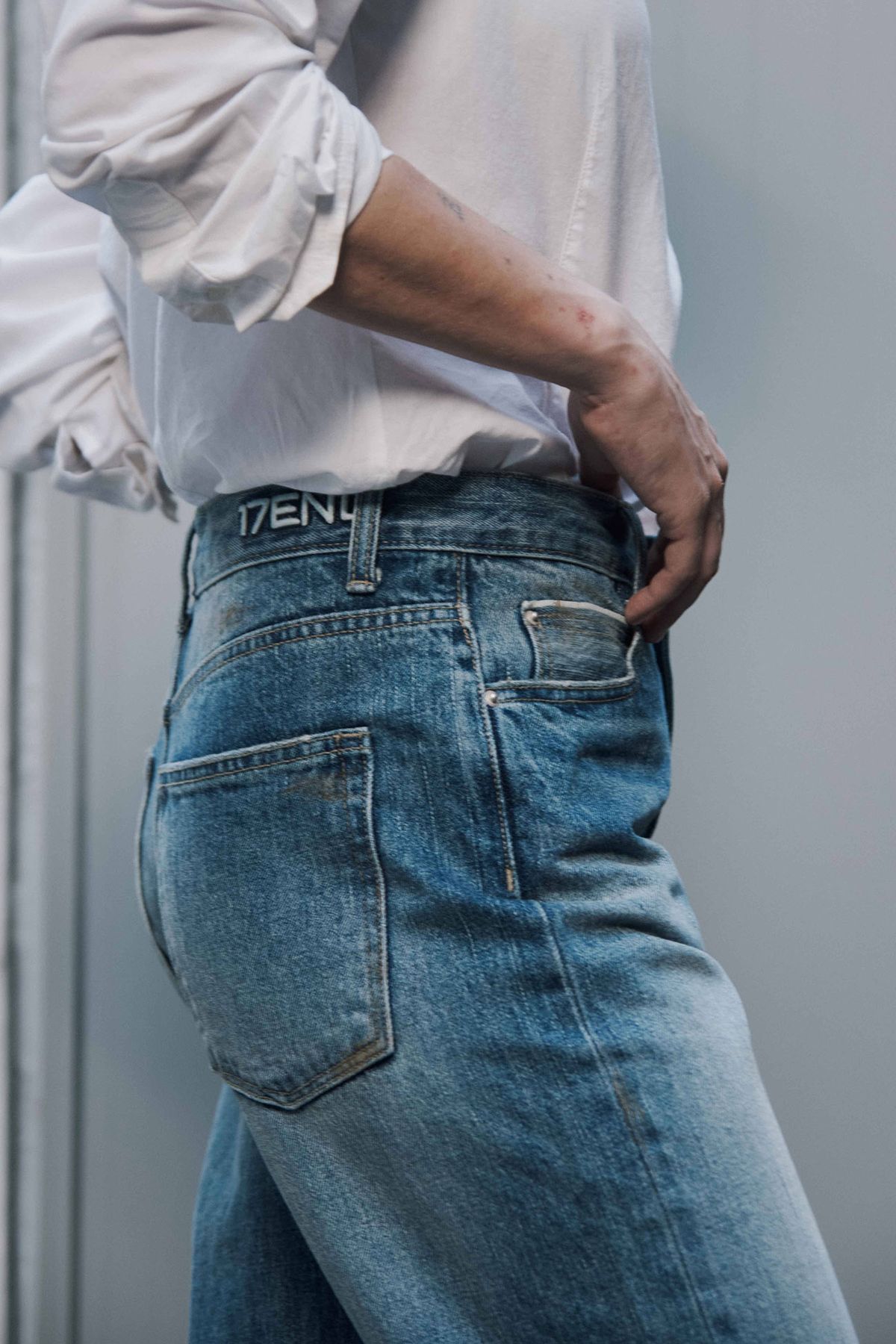 세븐틴엔드(17END) F 03 SELVEDGE WASHING JEANS