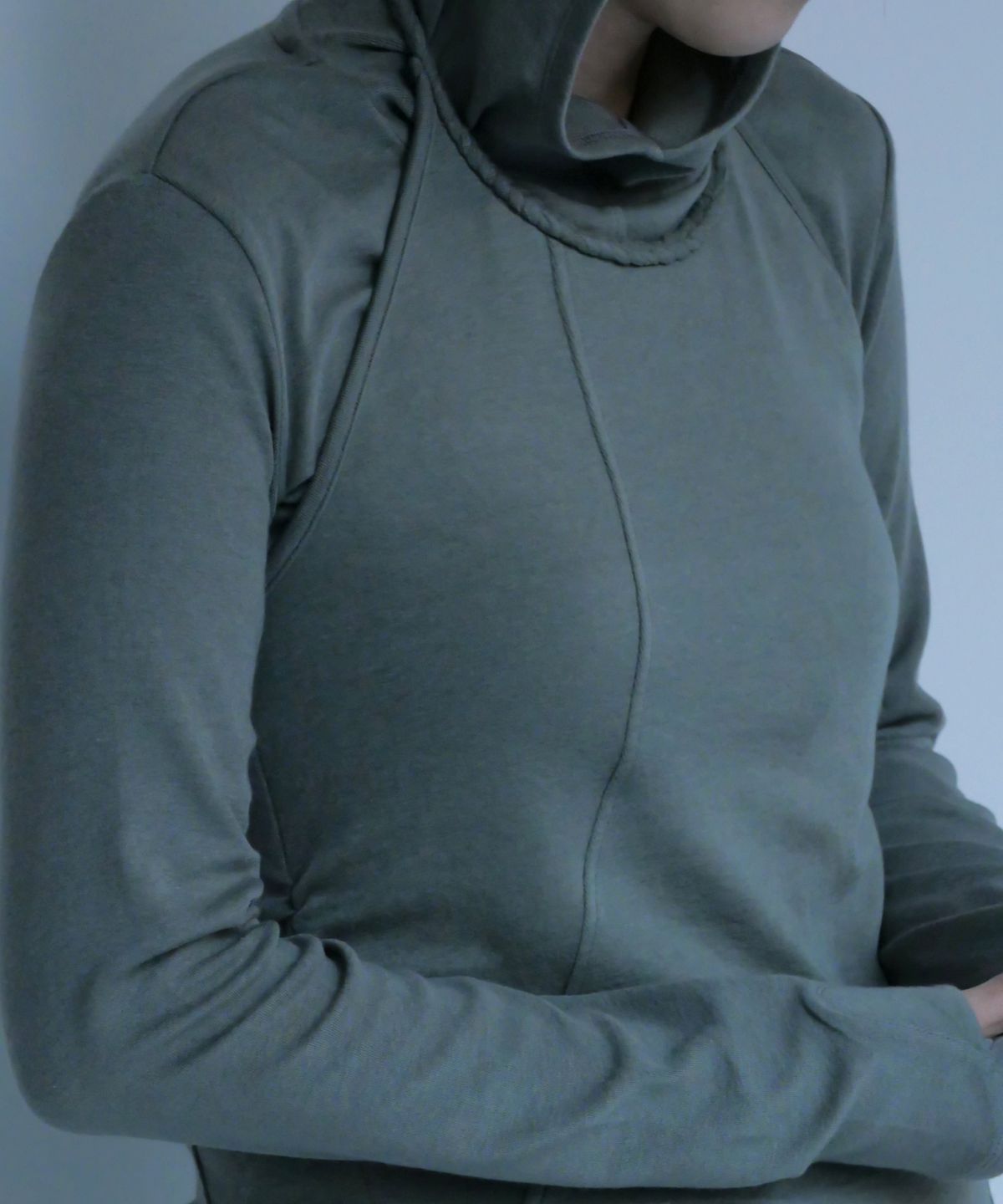 차마스포츠랩(CHAMASPORTSLAB) Wool Hand Braid Top_Khaki