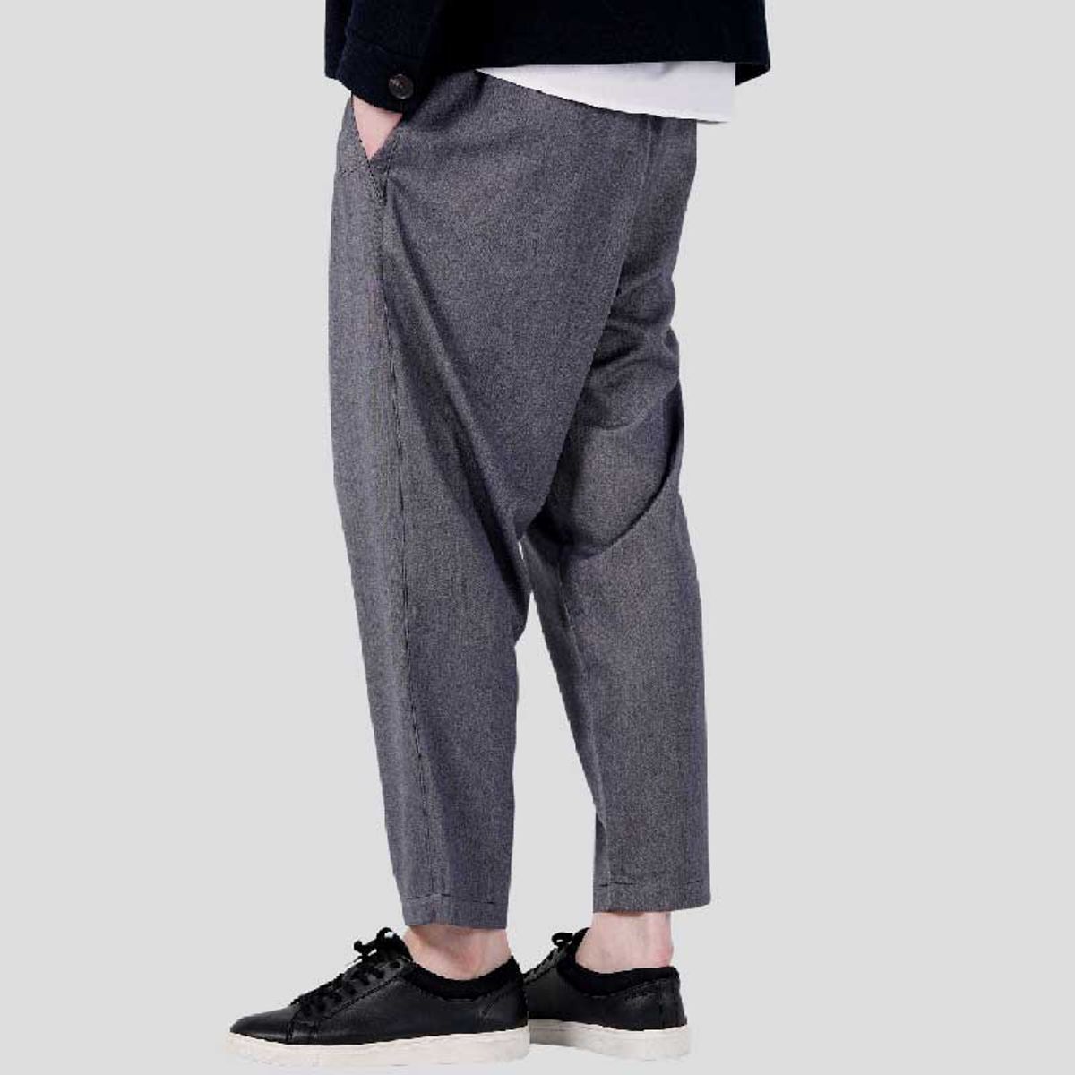 커스텀어스(CUSTOMUS) 남자 배색스티치 스트레이트핏 밴딩팬츠 CXS25FWPTA02 GRY