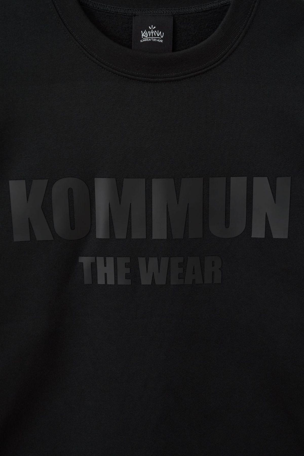 커뮨더웨어(KOMMUNTHEWEAR) 커뮨 실리콘 프린트 스웻셔츠
