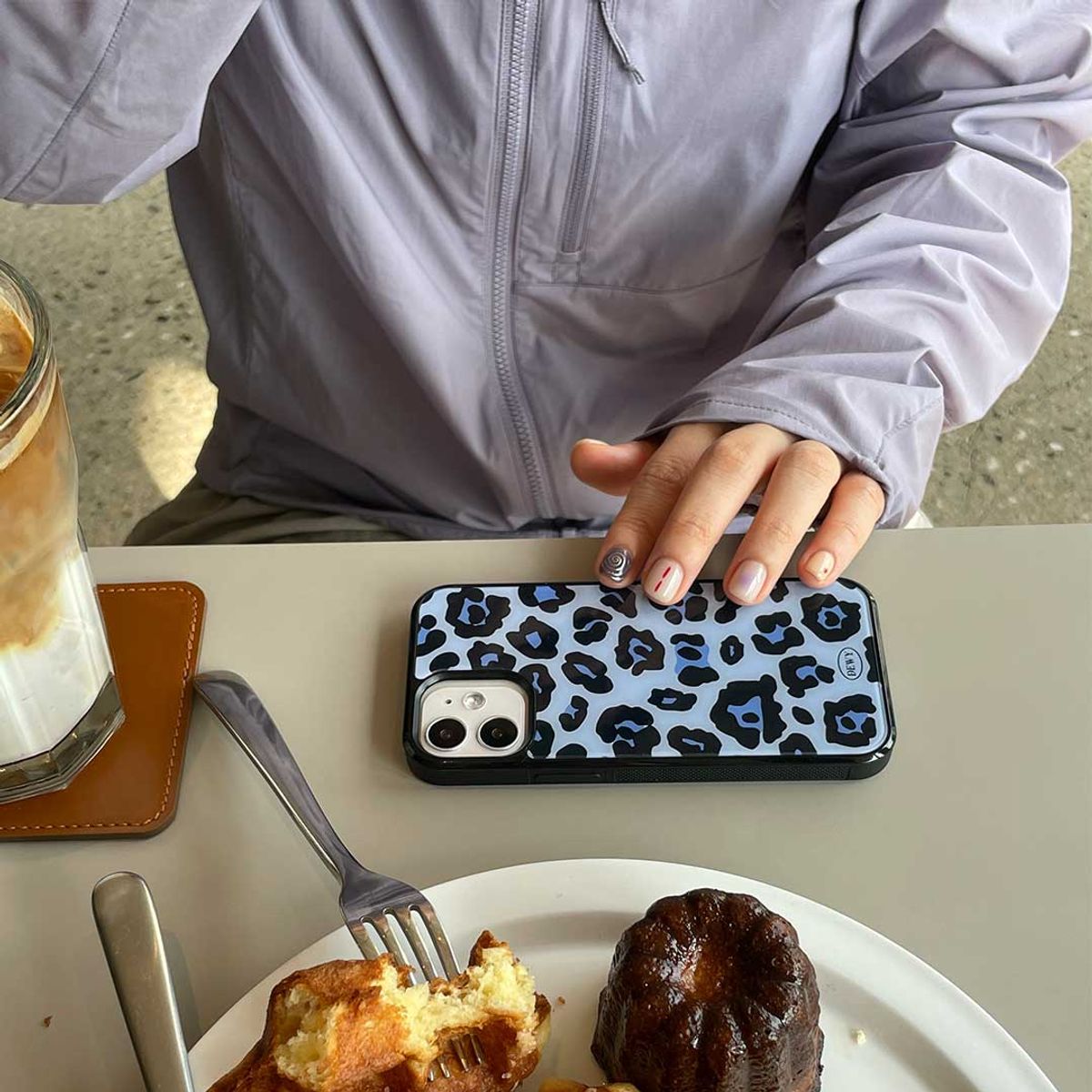 듀이(DEWY) Aqua leopard phone case 호피 레오파드 범퍼 폰케이스 (+맥세이프, 갤럭시 제트플립)