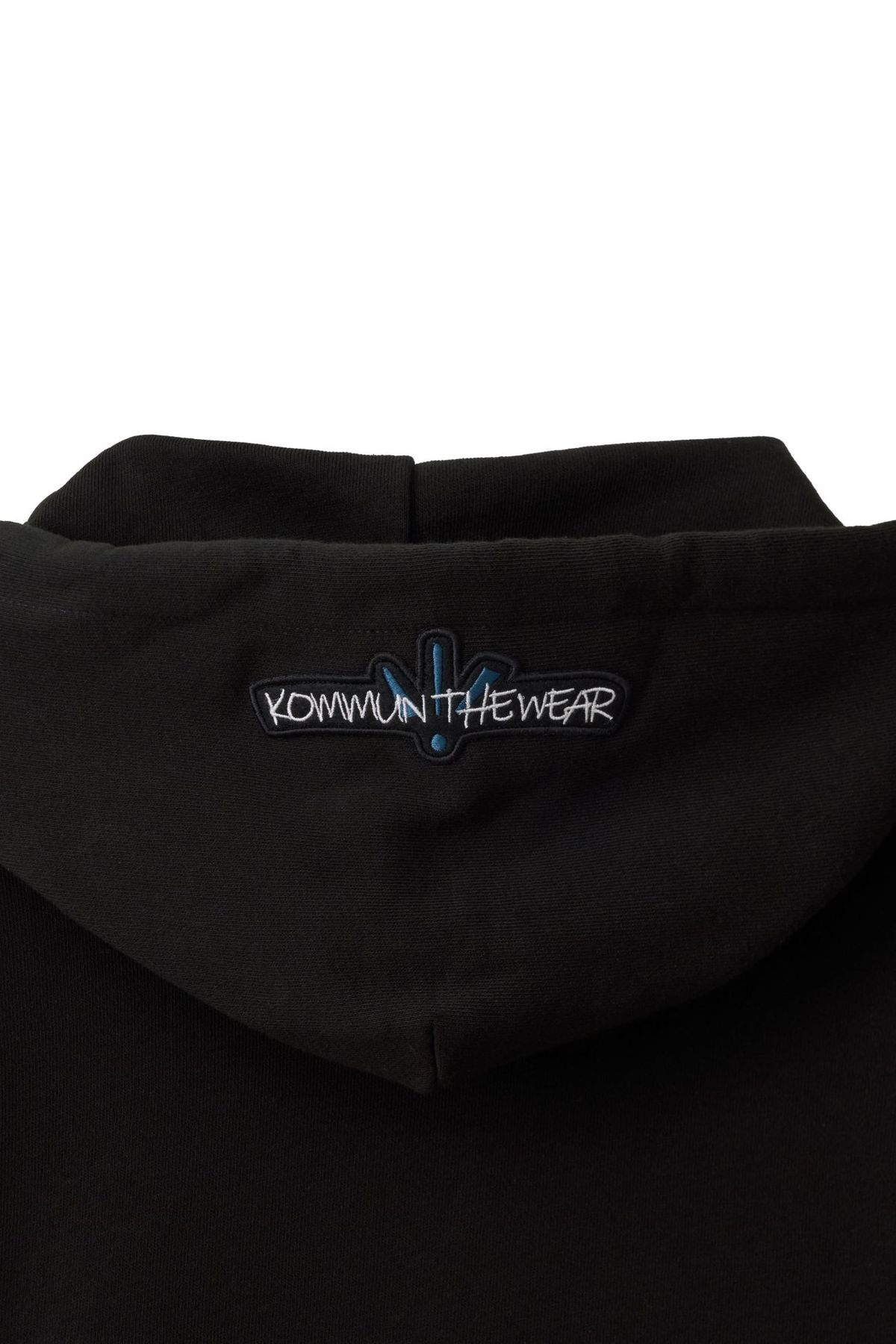 커뮨더웨어(KOMMUNTHEWEAR) 커뮨 체인 후디