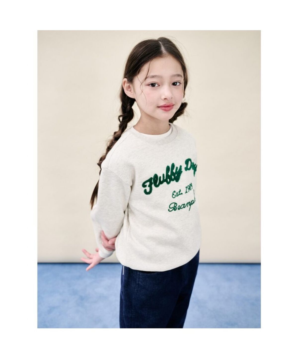 빈폴 키즈(BEANPOLE KIDS) 부클 자수 기모 스웨트 셔츠  베이지 (BI5Y41U02A)