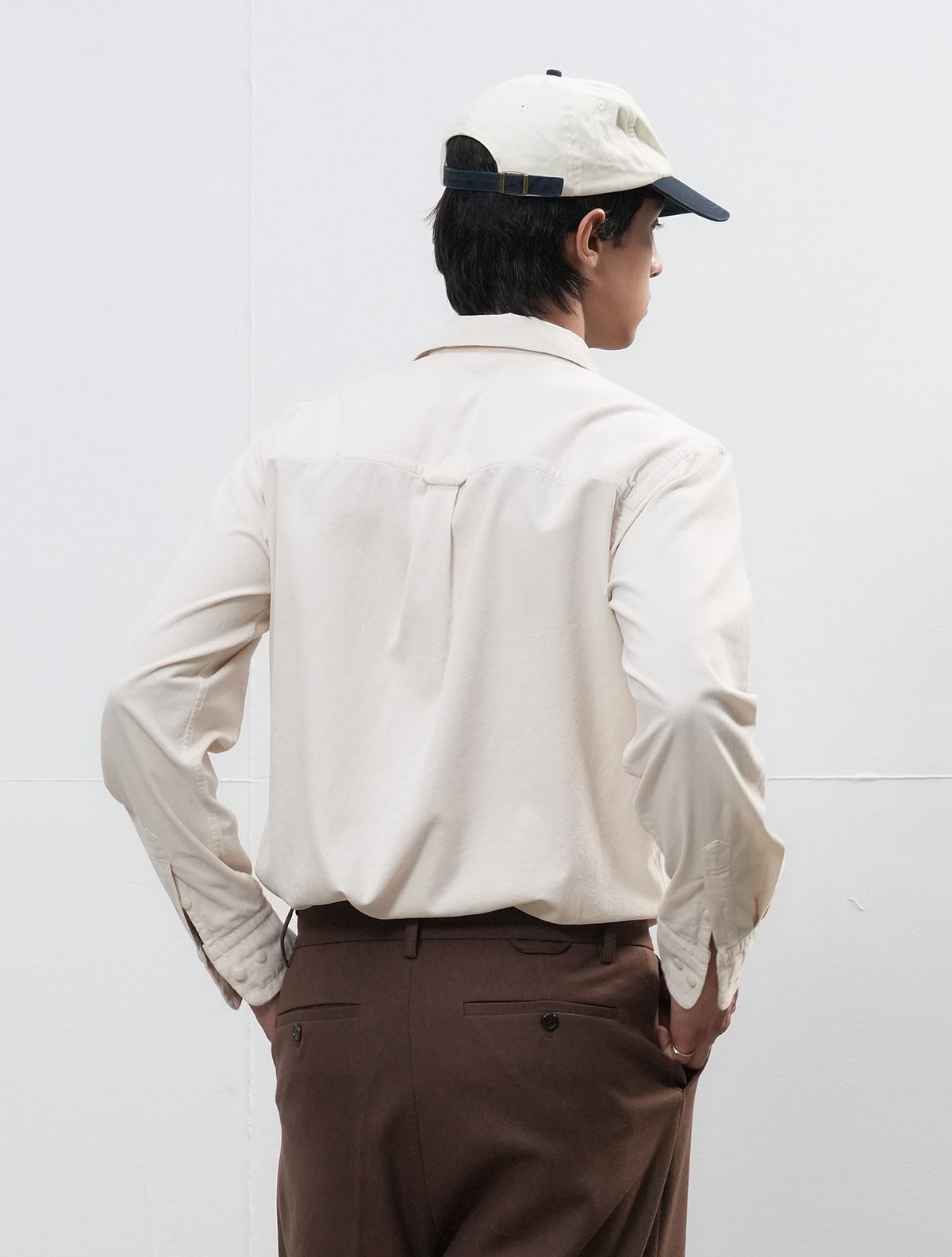 제너럴아이디어(GENERALIDEA) UNISEX 슬림핏 코듀로이 오픈카라 셔츠 [IVORY] / SBE3U03006