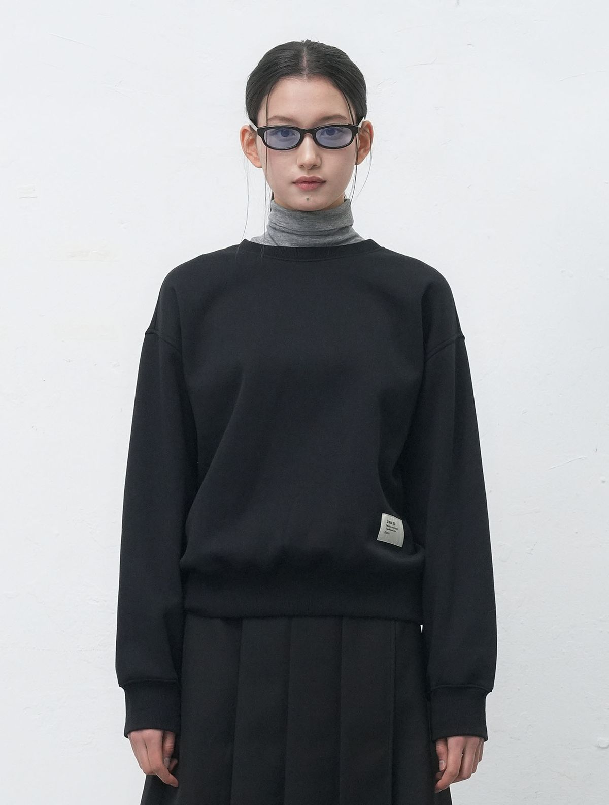 제너럴아이디어(GENERALIDEA) UNISEX 클럽 기모 맨투맨 [BLACK] / SBE4U02012
