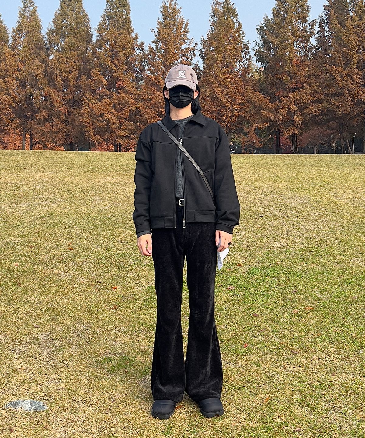 폴리그램(POLYGRAM) 세미 크롭 스웨이드 클래식 집업 자켓 - 4 COLOR