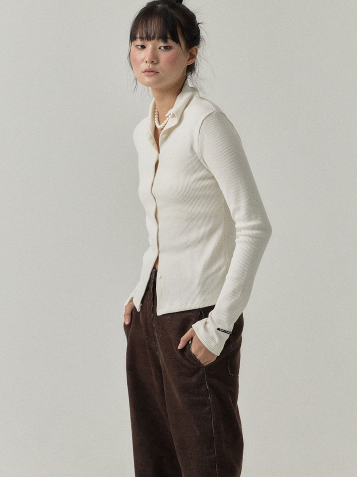 쏘리, 투 머치 러브(SORRY, TOO MUCH LOVE) High Neck Button Down Ribbed Top_Ivory