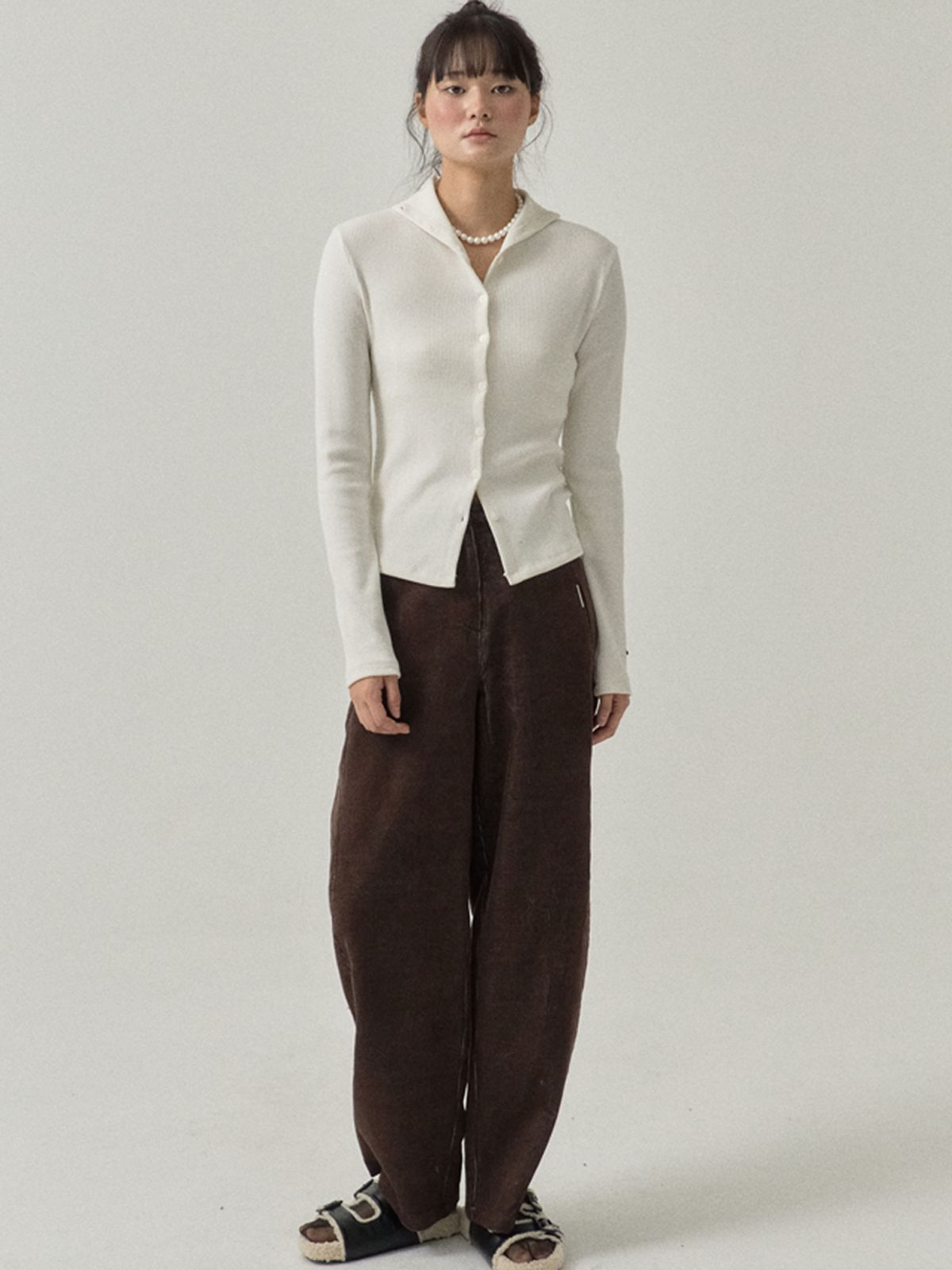 쏘리, 투 머치 러브(SORRY, TOO MUCH LOVE) High Neck Button Down Ribbed Top_Ivory