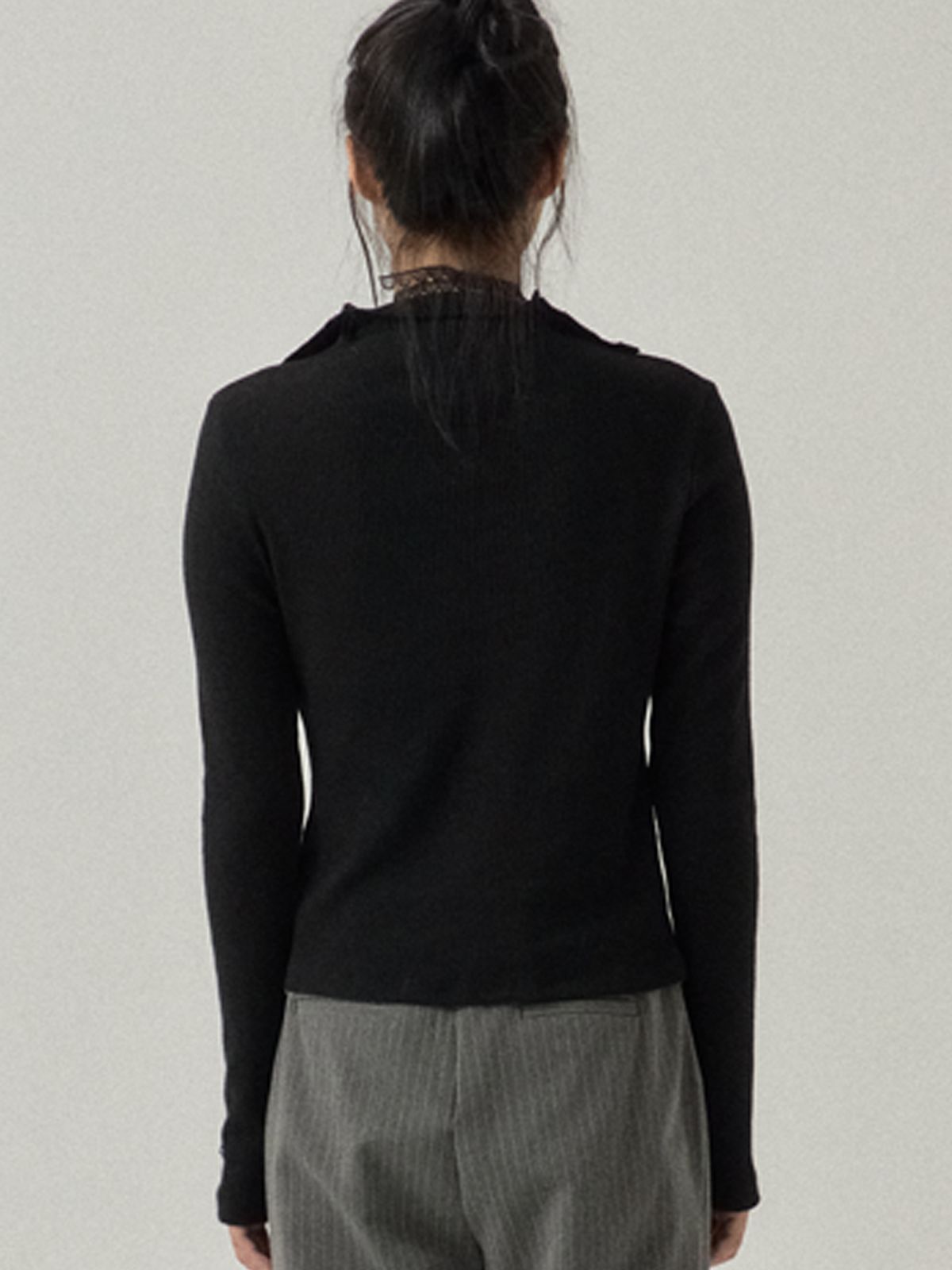 쏘리, 투 머치 러브(SORRY, TOO MUCH LOVE) High Neck Button Down Ribbed Top_Black