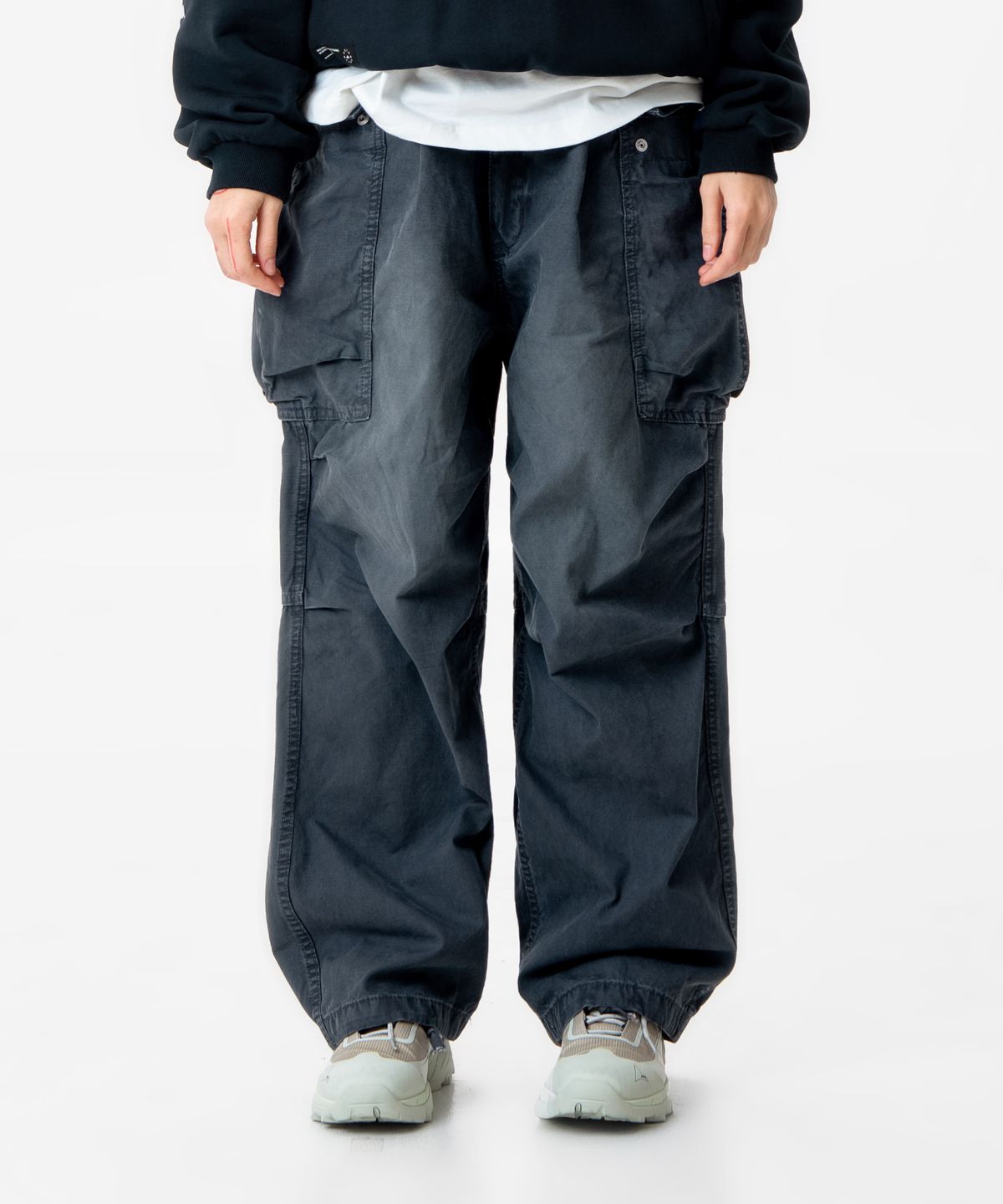 미드업데이트(MIDUPDATE) Wide Fit Washed Cargo Pants_2color