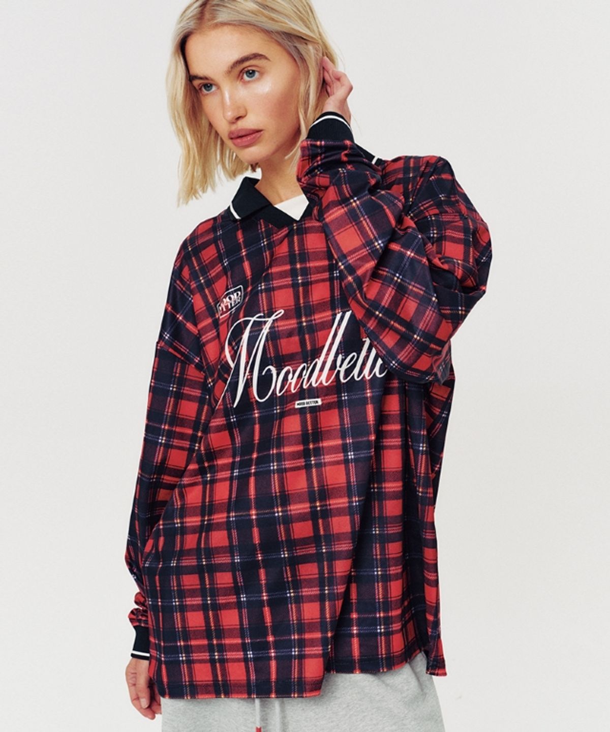 무드베러(MOODBETTER) LETTERING CHECK FOOTBALL JERSEY LONG SLEEVE RED