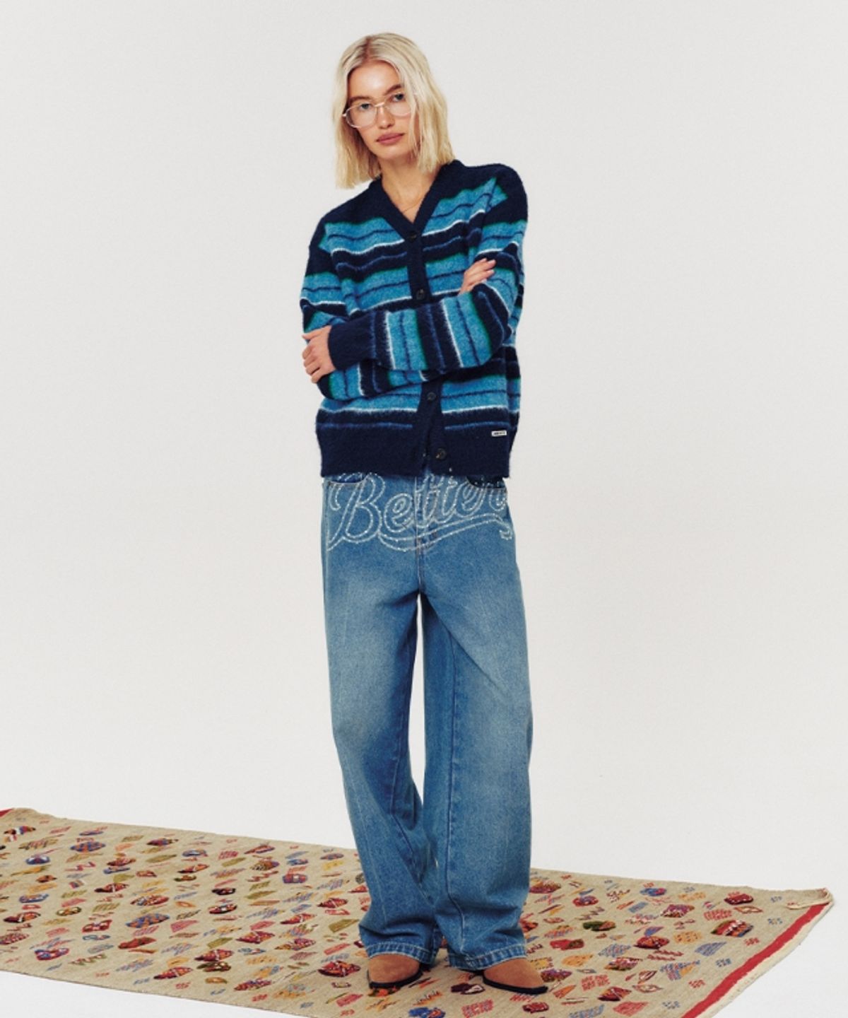 무드베러(MOODBETTER) HAIRY STRIPE KNIT CARDIGAN BLUE