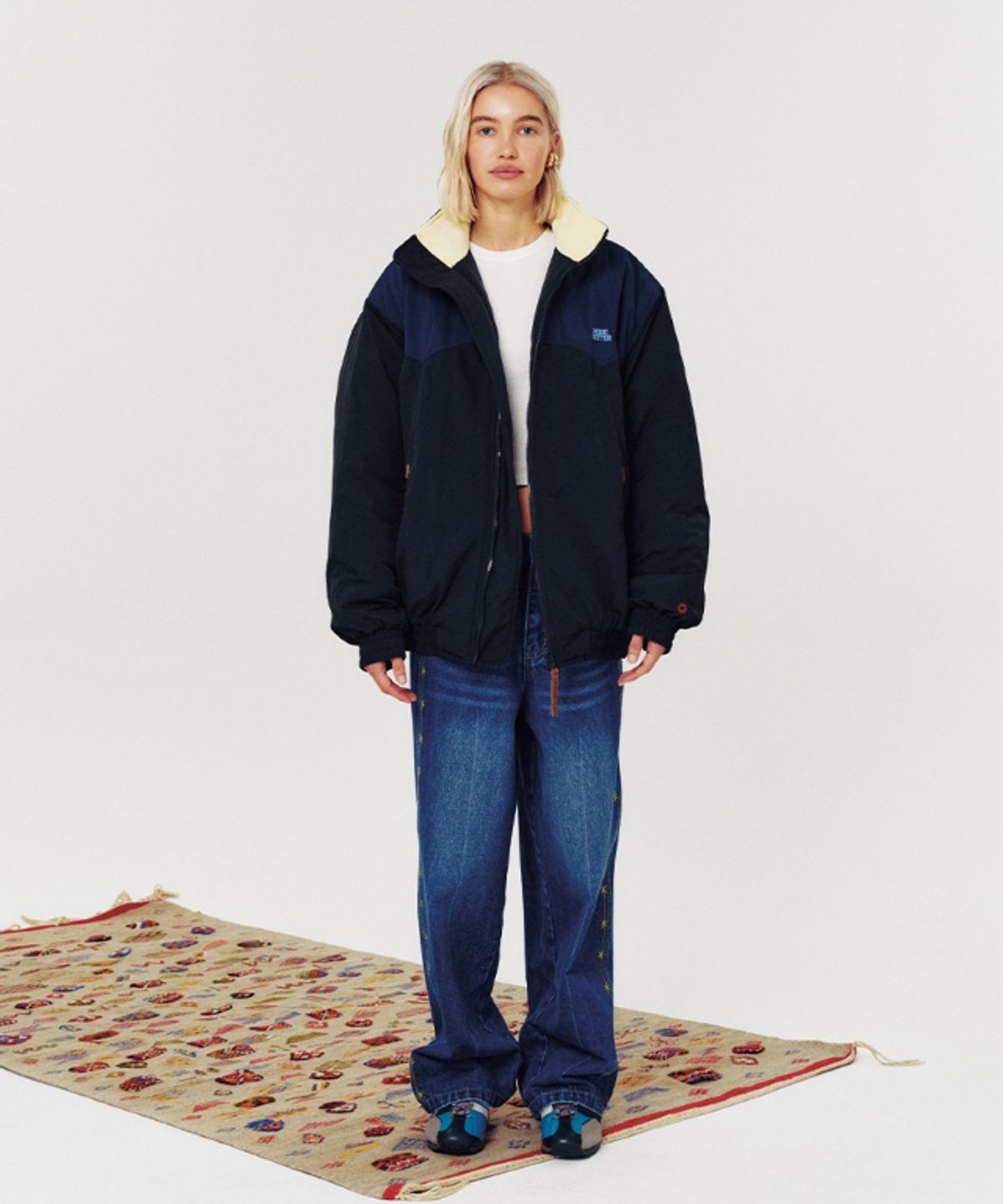 무드베러(MOODBETTER) COLOR BLOCK MOUNTAIN PADDING JUMPER BLACK