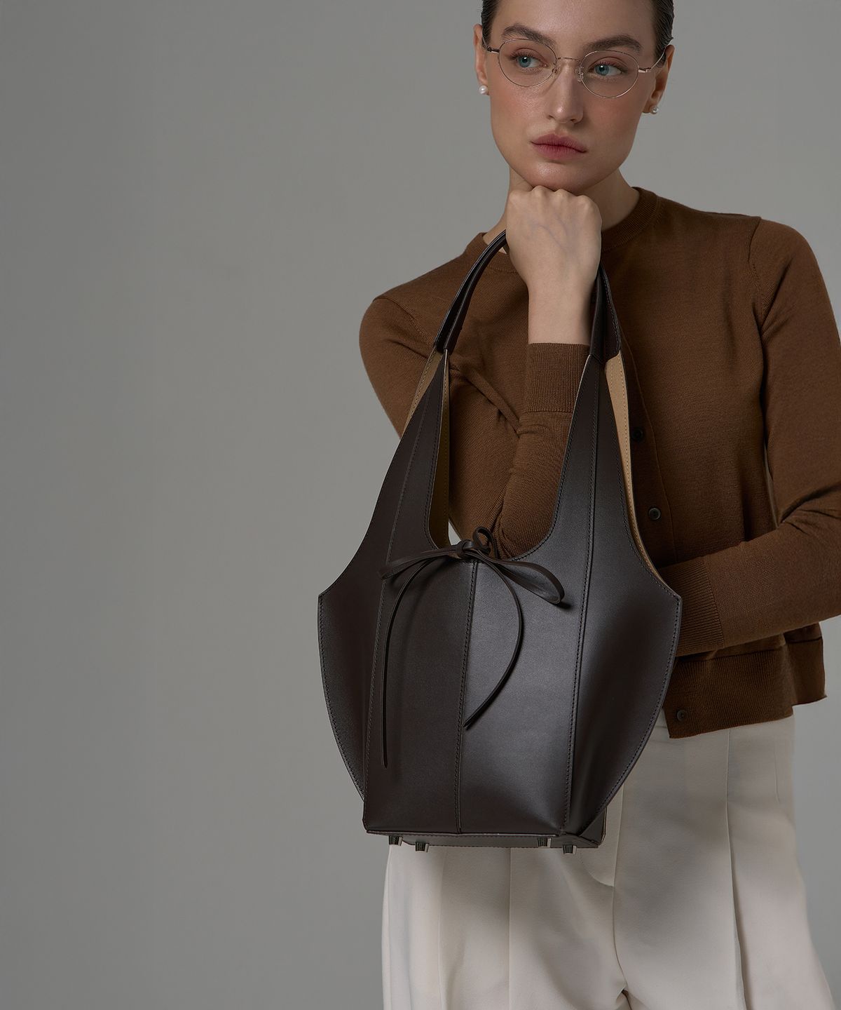 제마 에르베 르 코티디앙(ZEMA ÉLEVER LE QUOTIDIEN) Onnete Tote Bag S - Espresso Brown (오네뜨 토트백 S)