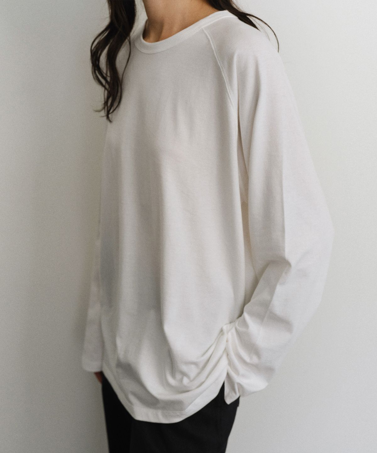 유라고(URAGO) Loose raglan t-shirt