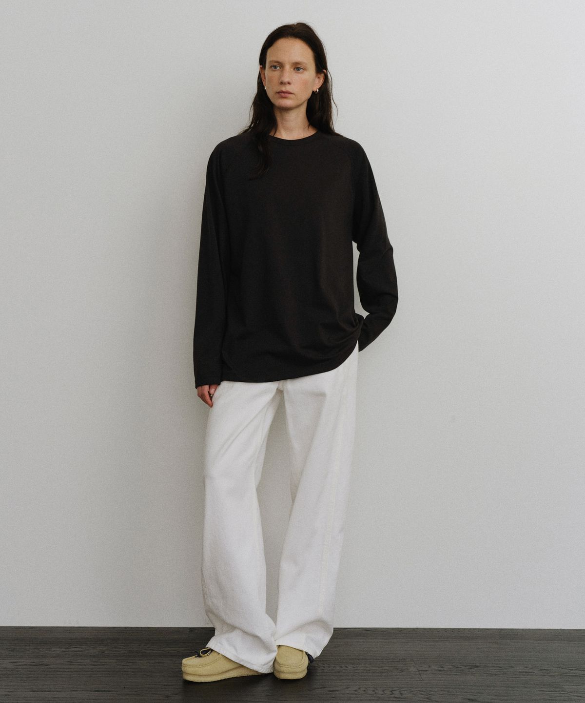 유라고(URAGO) Loose raglan t-shirt