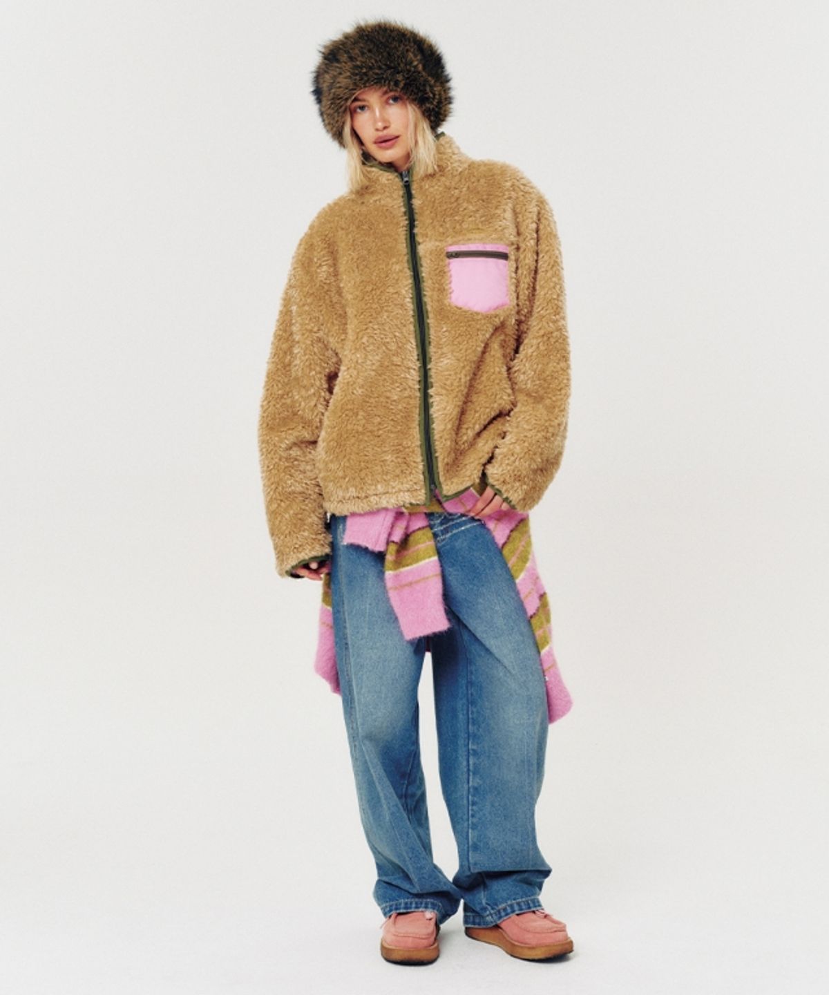 무드베러(MOODBETTER) SHEARLING FLEECE ZIP UP JUMPER BROWN