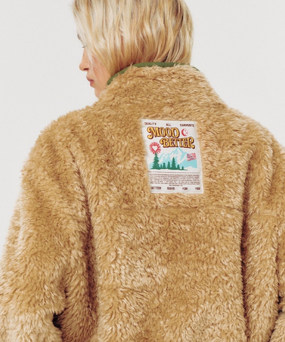 무드베러(MOODBETTER) SHEARLING FLEECE ZIP UP JUMPER BROWN