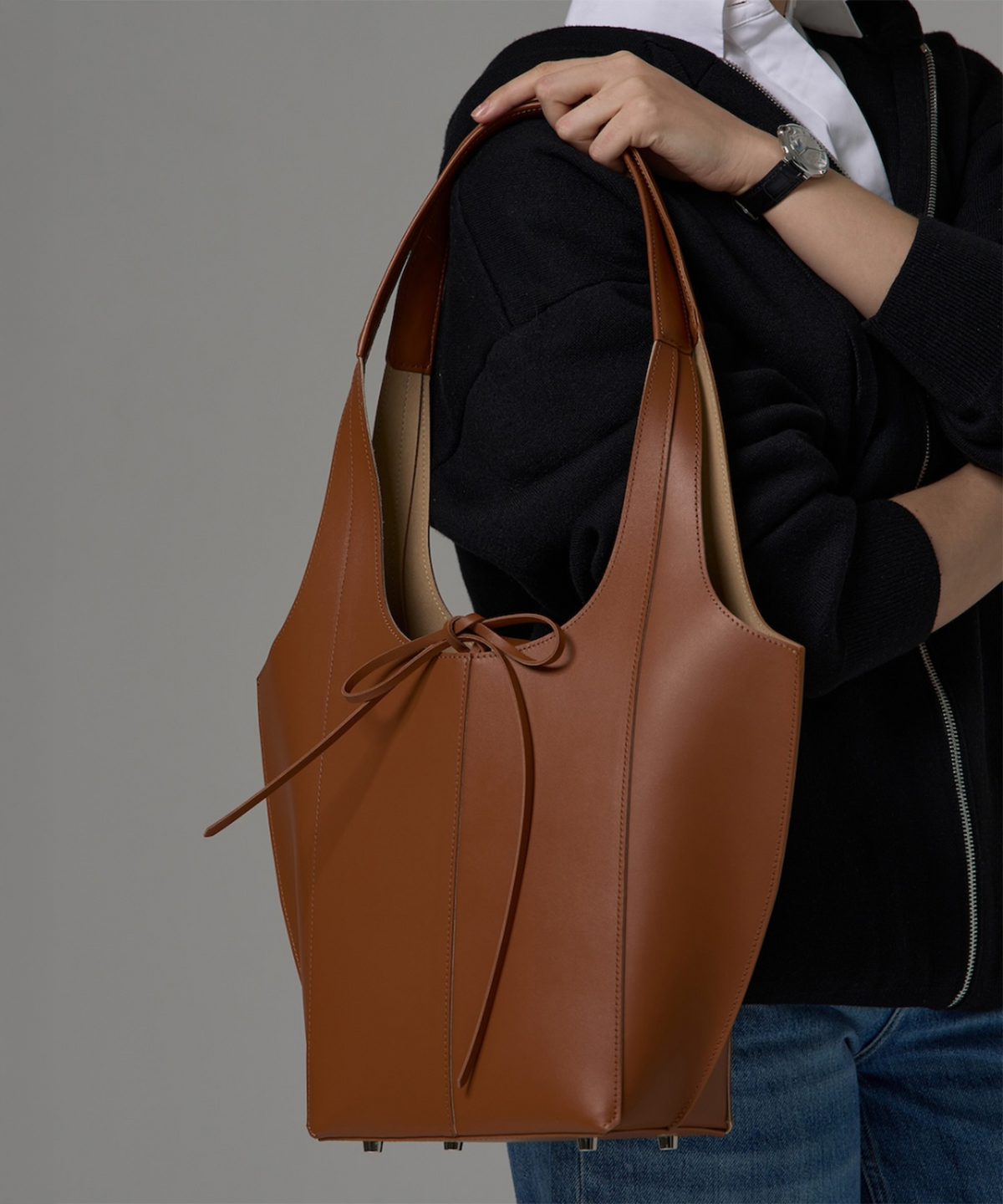 제마 에르베 르 코티디앙(ZEMA ÉLEVER LE QUOTIDIEN) Onnete Tote Bag M - Camel Tan (오네뜨 토트백 M)