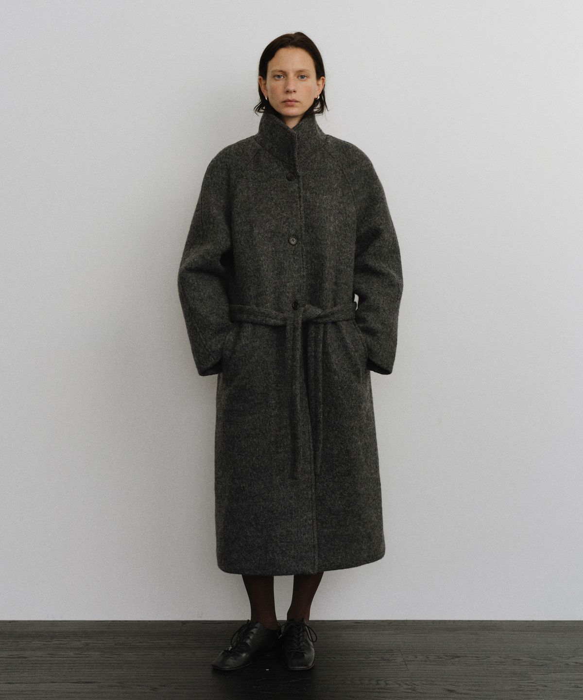 유라고(URAGO) Wool high neck belted coat_Charcoal