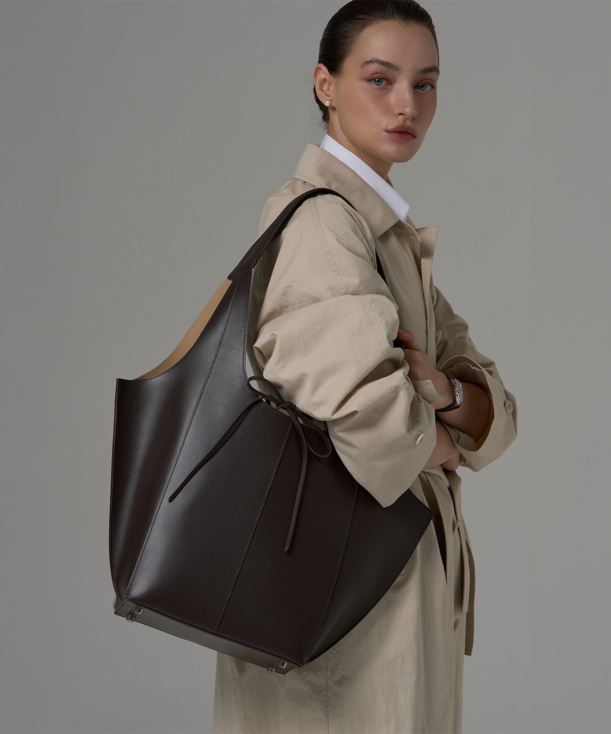 제마 에르베 르 코티디앙(ZEMA ÉLEVER LE QUOTIDIEN) Onnete Tote Bag L - Espresso Brown (오네뜨 토트백 L)