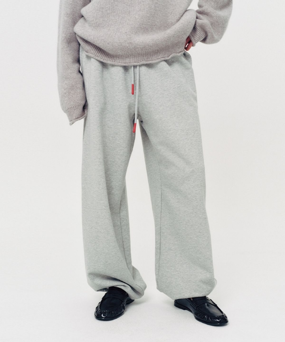 무드베러(MOODBETTER) SUNRISE SWEAT JOGGER PANTS GREY