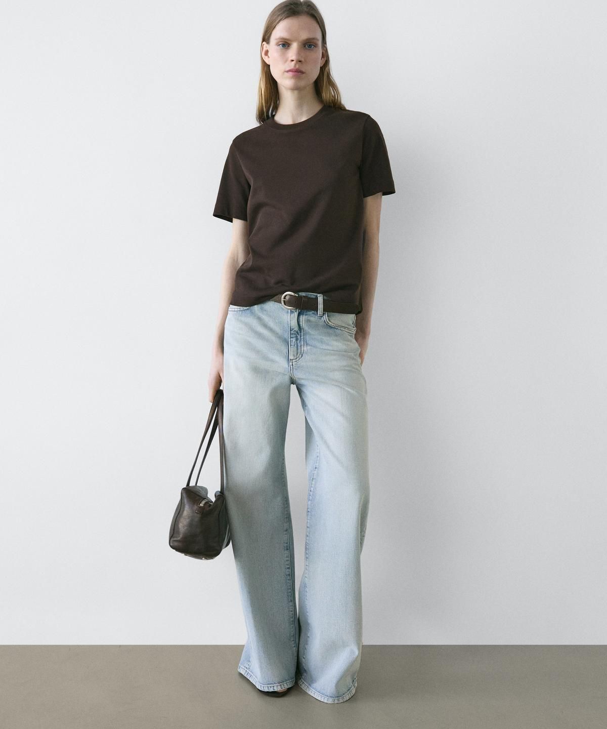 마시모두띠(MASSIMO DUTTI) 인터록 반팔 티셔츠