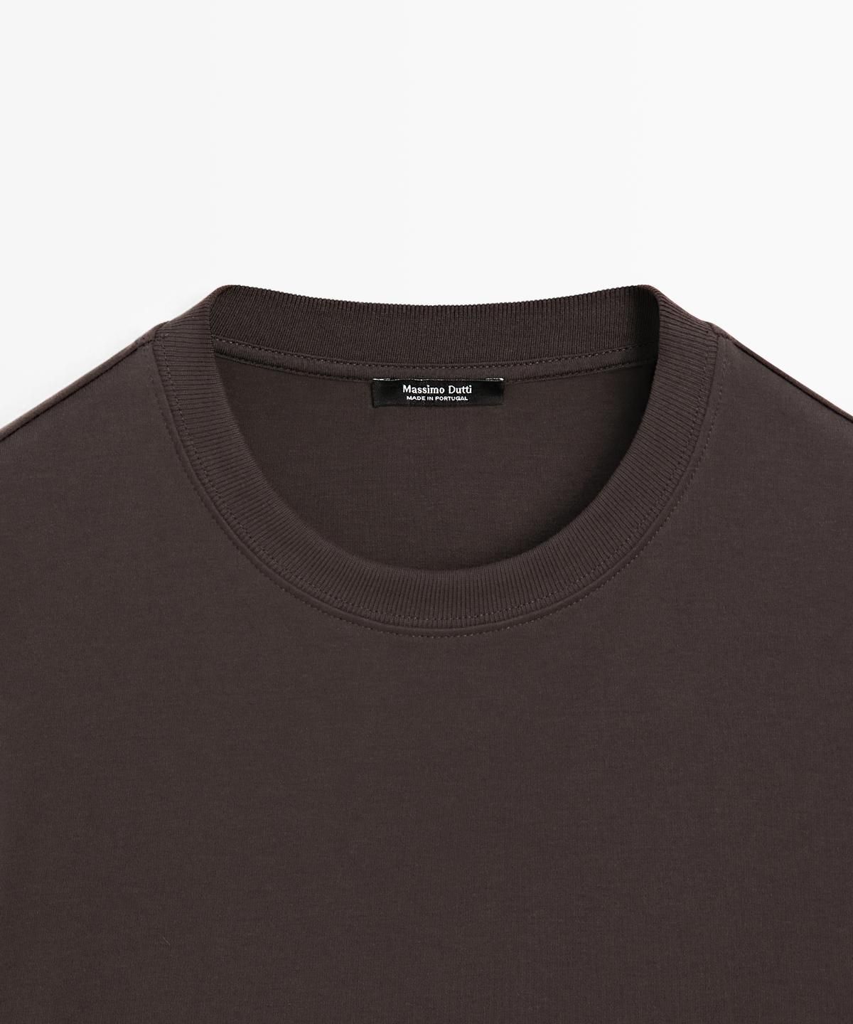 마시모두띠(MASSIMO DUTTI) 인터록 반팔 티셔츠