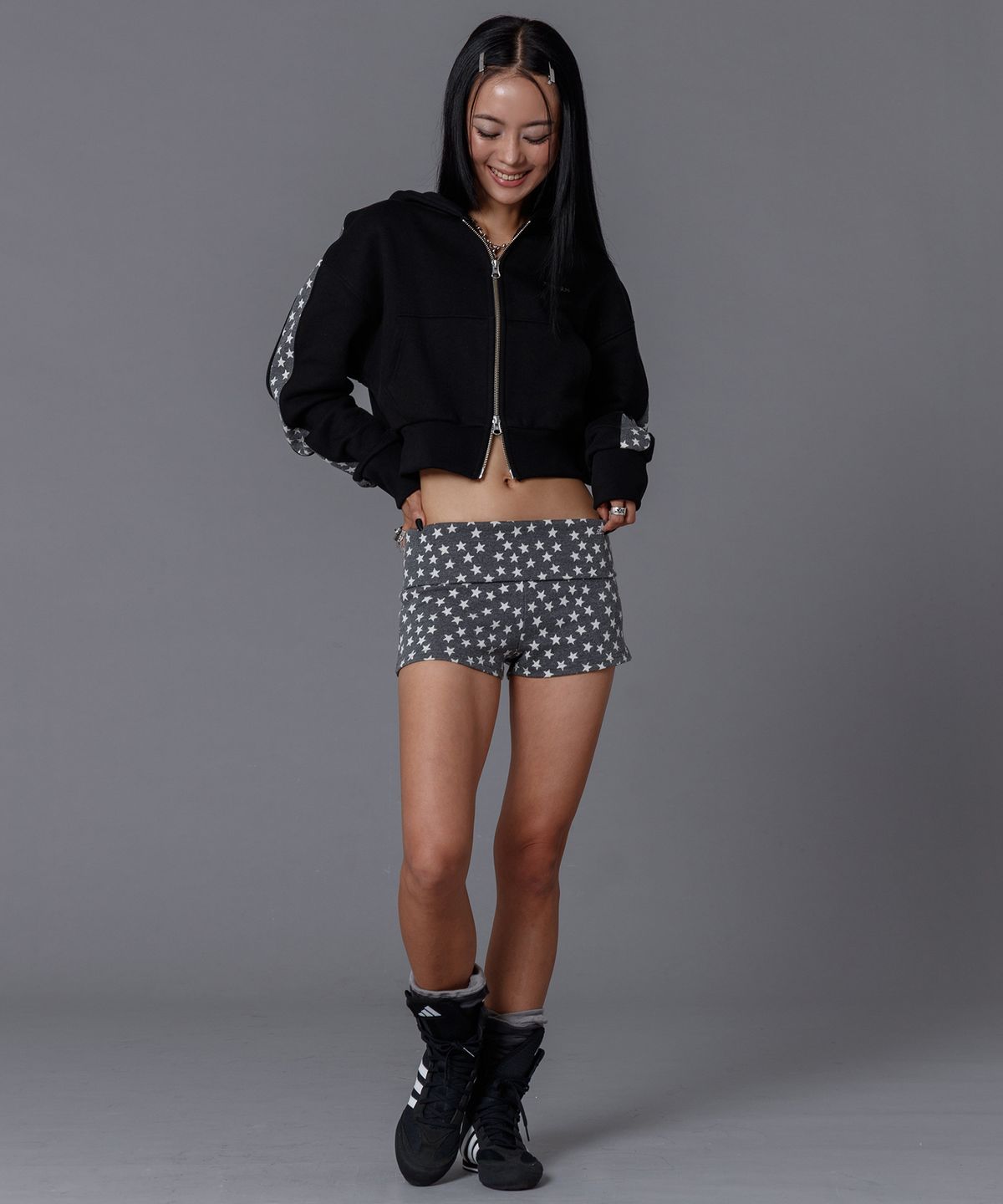 슬리시스(SLYISIS) Star Folding Micro Shorts (Charcoal)