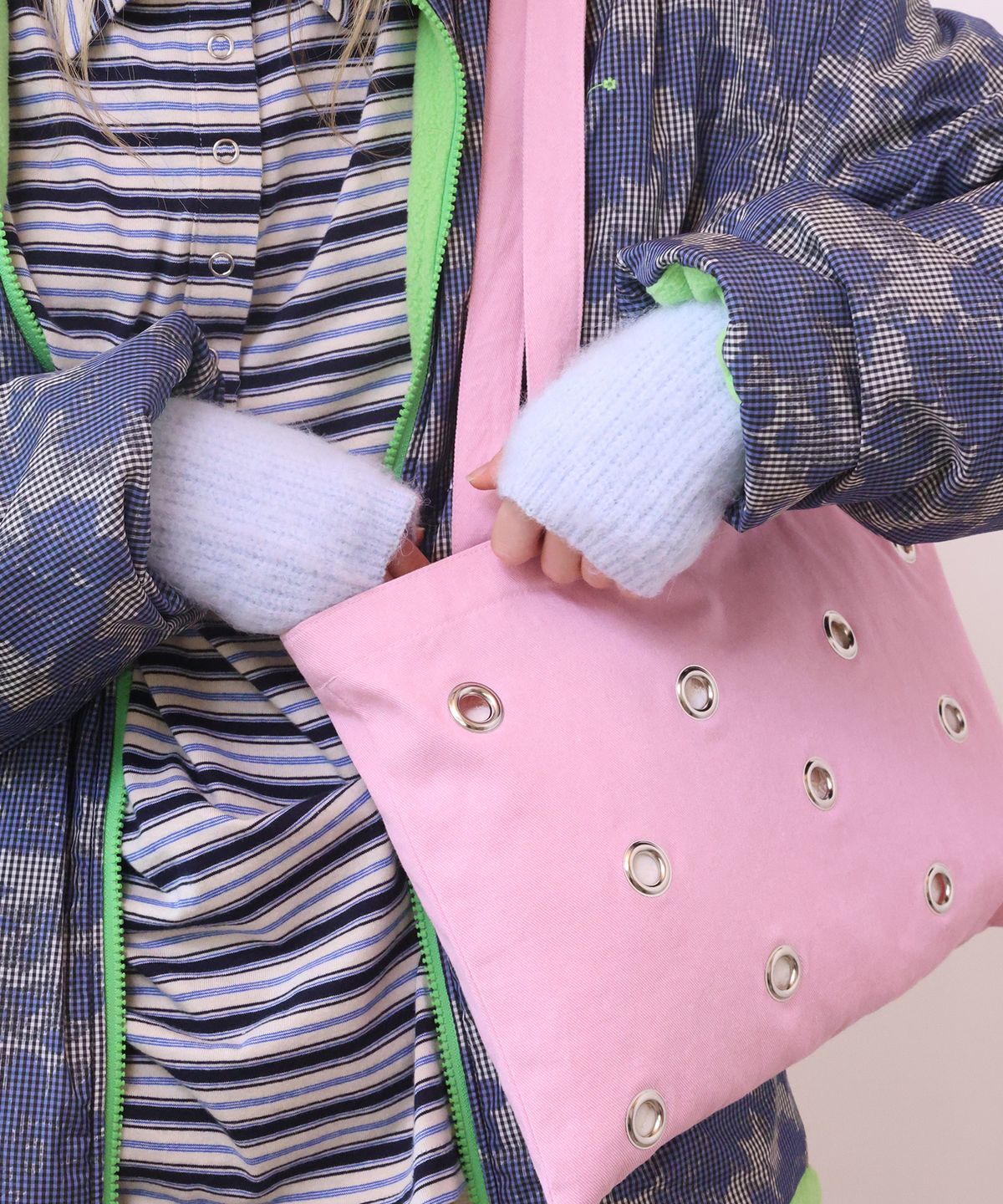 포에브(POEV) Fluffy Hand Warmer - Sky Blue