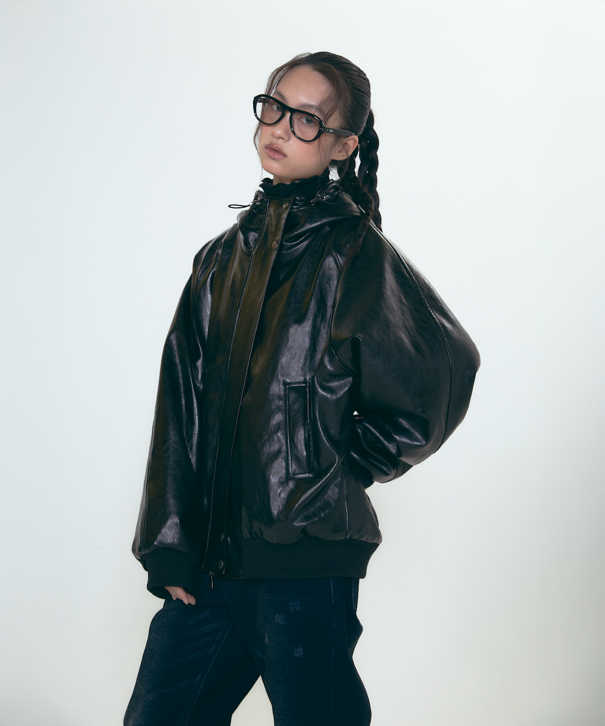 콜아웃뉴이어(CONY) FLEECE LEATHER HOOD BLOUSON JUMPER / BLACK