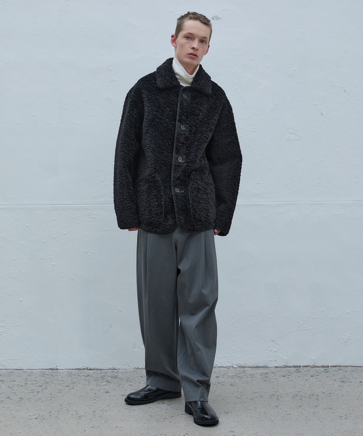 앤드로스(ANDROS) Reversible Button Mustang Jacket (Black)