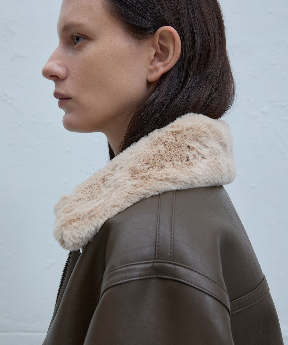 앤드로스(ANDROS) B-3 Shearling Jacket (Khaki Brown/Beige)