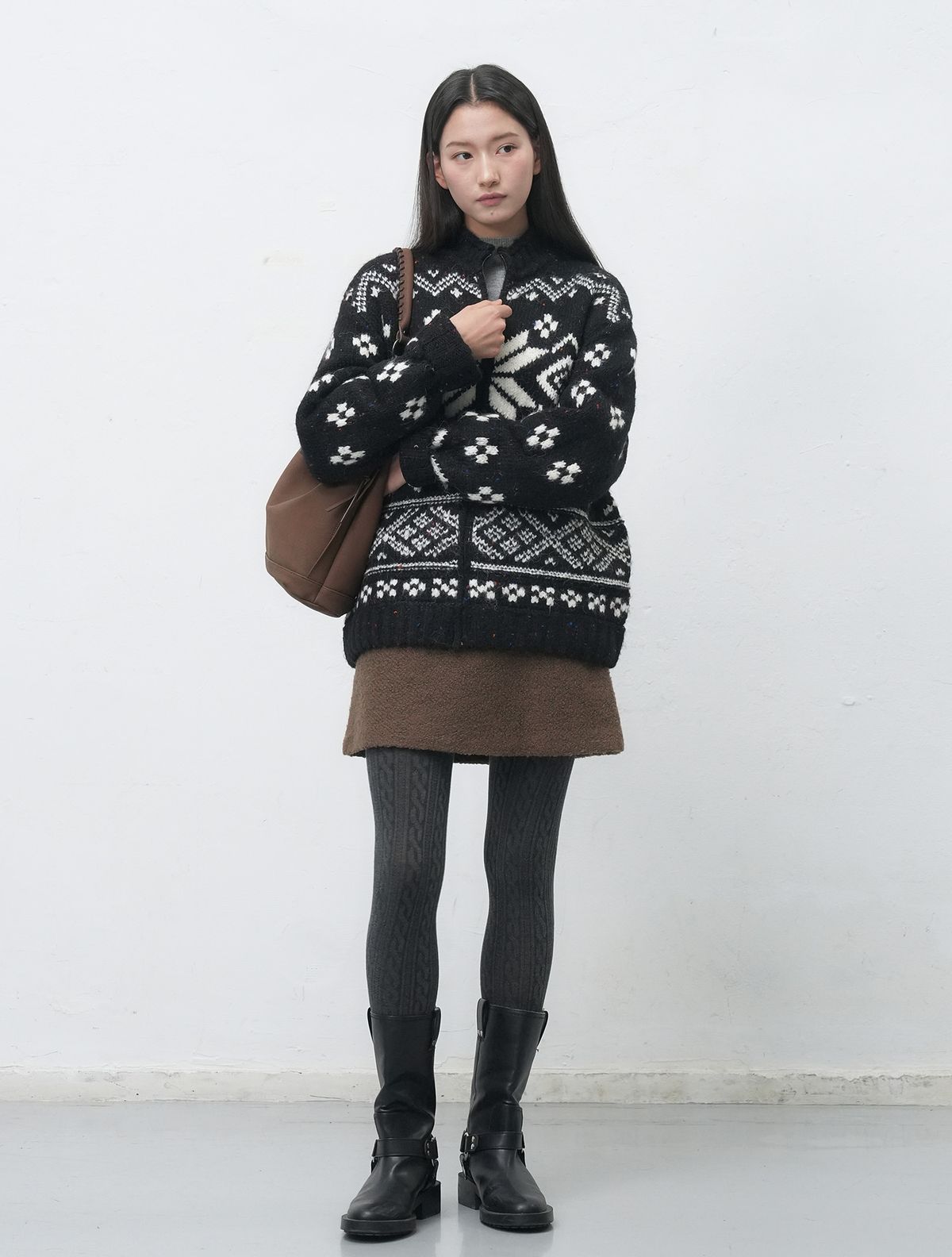 제너럴아이디어(GENERALIDEA) UNISEX 하이넥 노르딕 집업 가디건 [BLACK] / SBE4U04017
