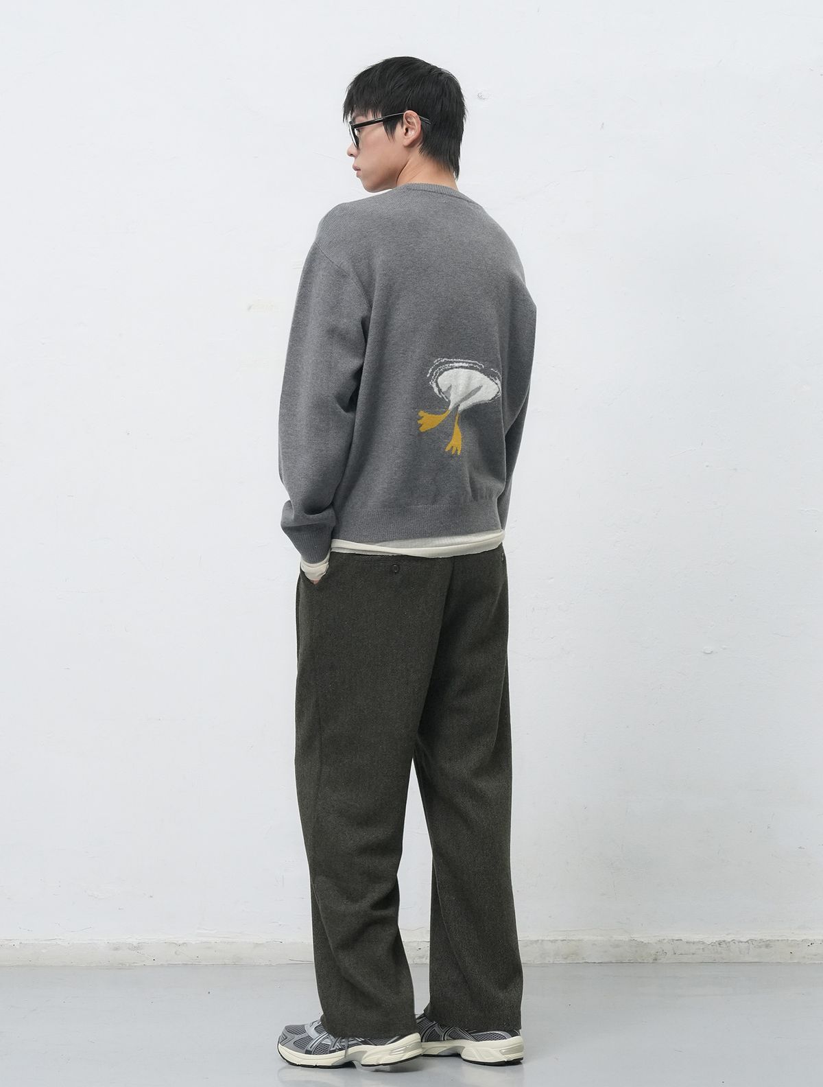 제너럴아이디어(GENERALIDEA) UNISEX 스완 자카드 니트 풀오버 [CHARCOAL] / SBE4U05015