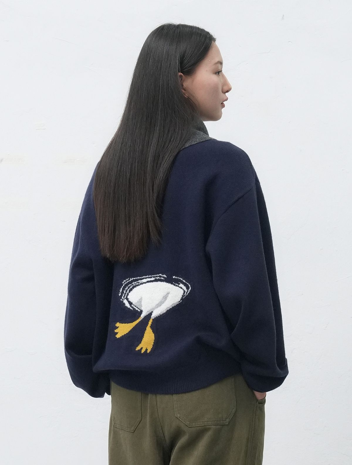 제너럴아이디어(GENERALIDEA) UNISEX 스완 자카드 니트 풀오버 [NAVY] / SBE4U05015
