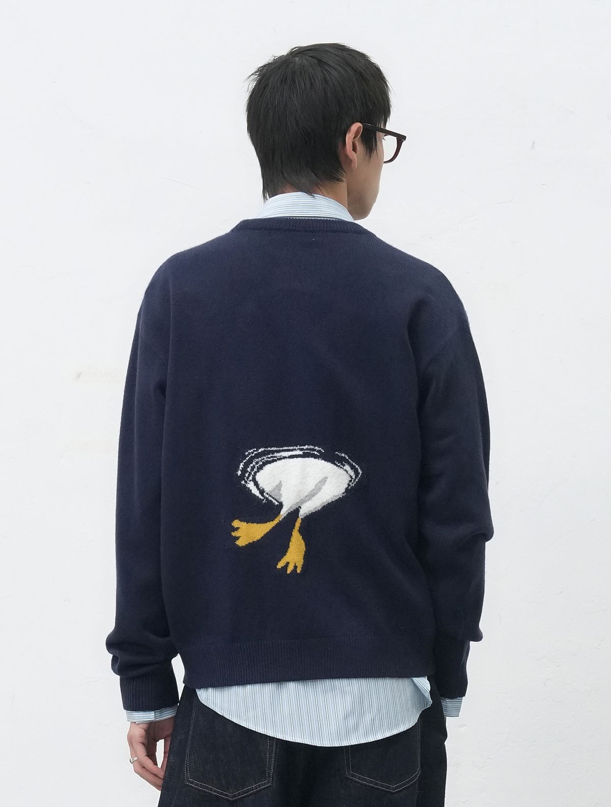 제너럴아이디어(GENERALIDEA) UNISEX 스완 자카드 니트 풀오버 [NAVY] / SBE4U05015